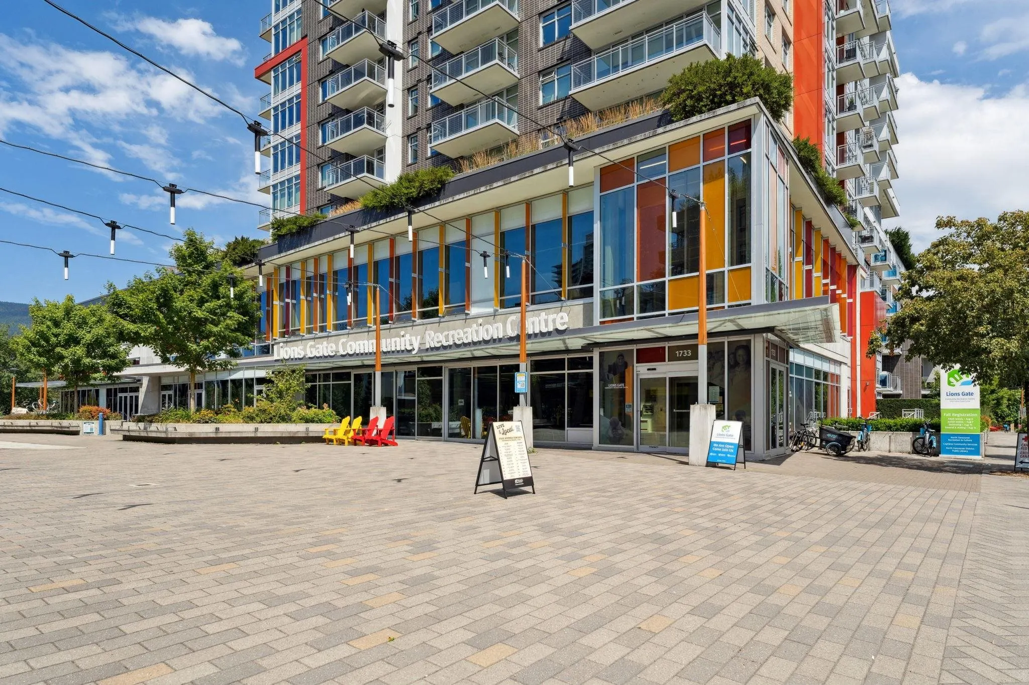 111 2060 Curling Road