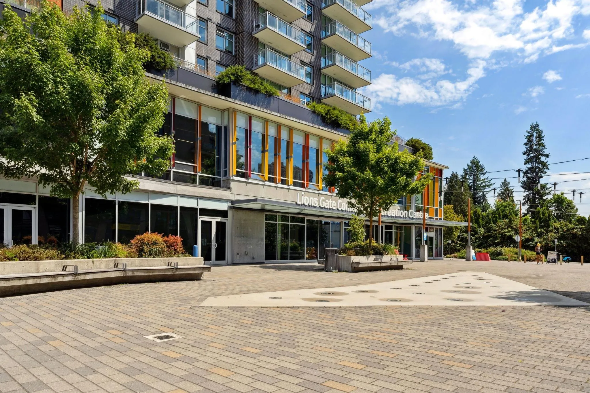 111 2060 Curling Road