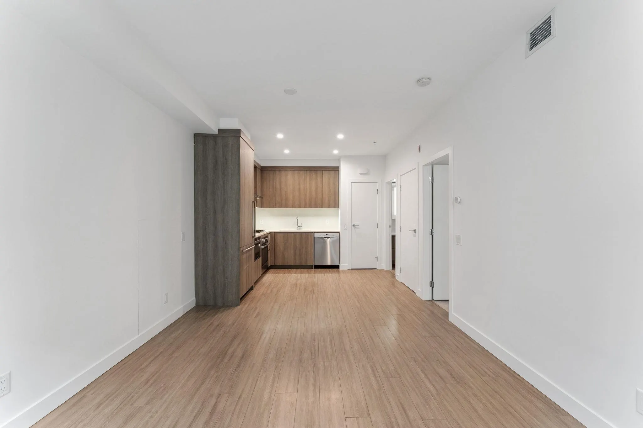 111 2060 Curling Road