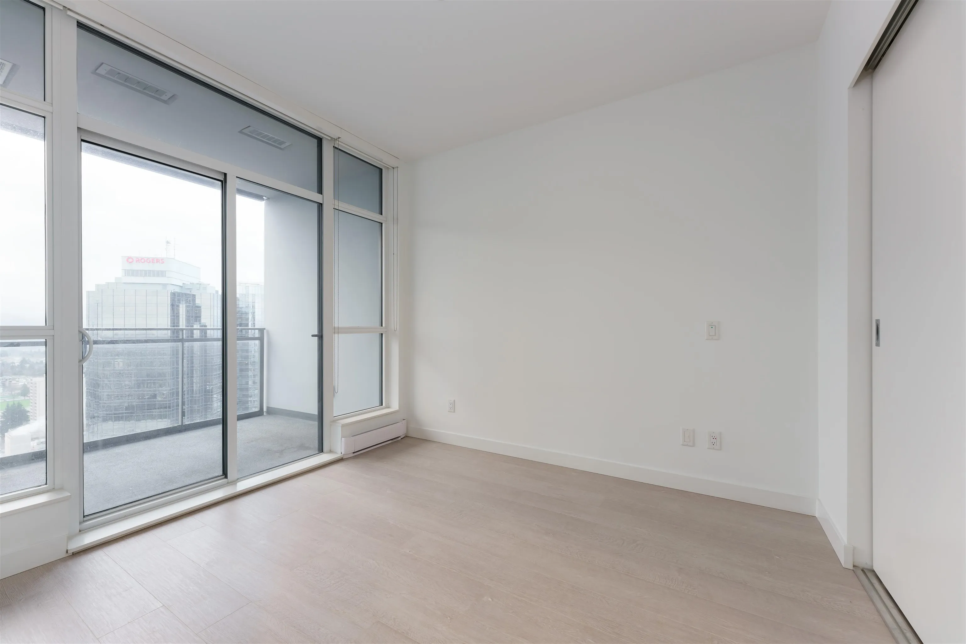 3501 6098 Station Street