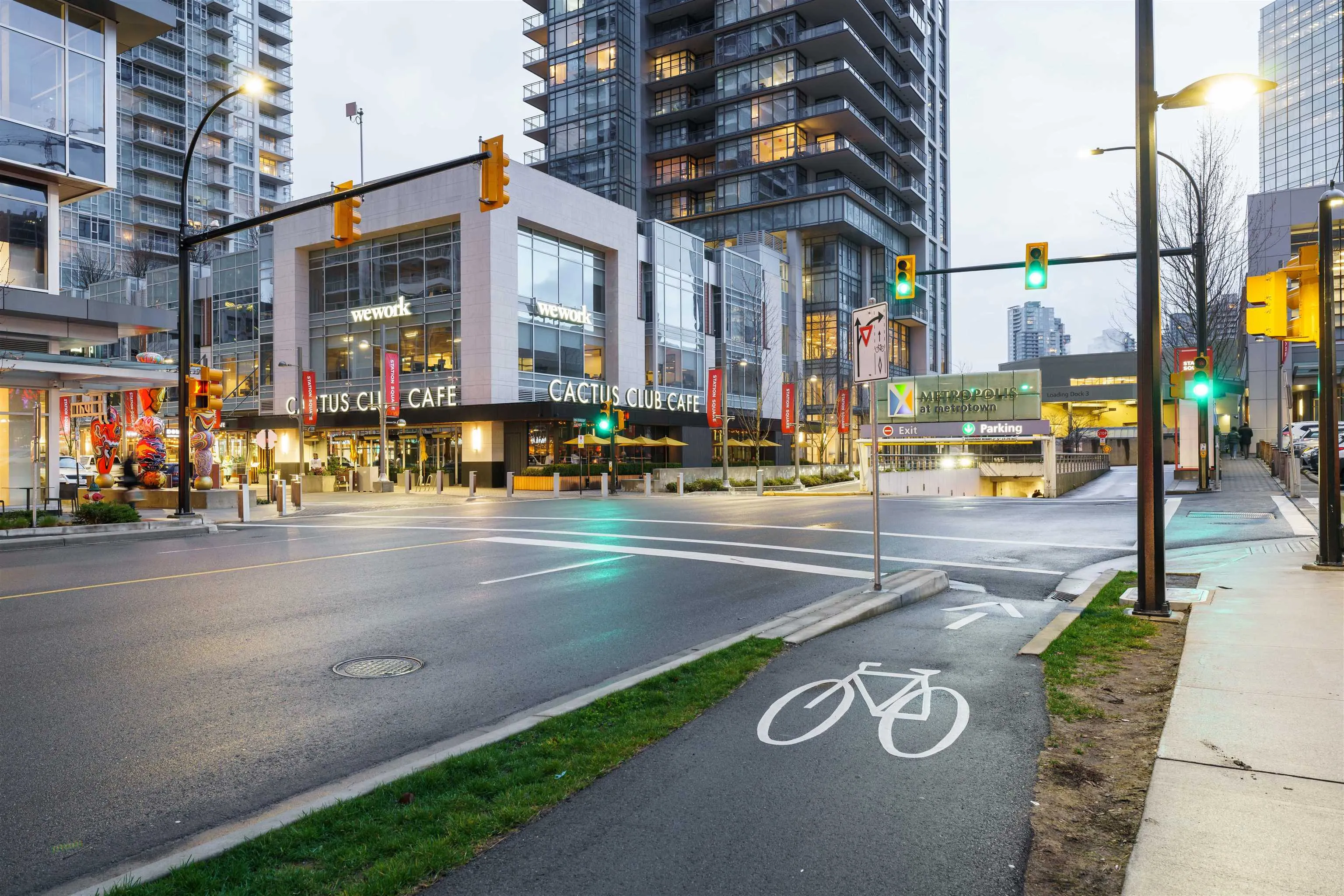 3501 6098 Station Street