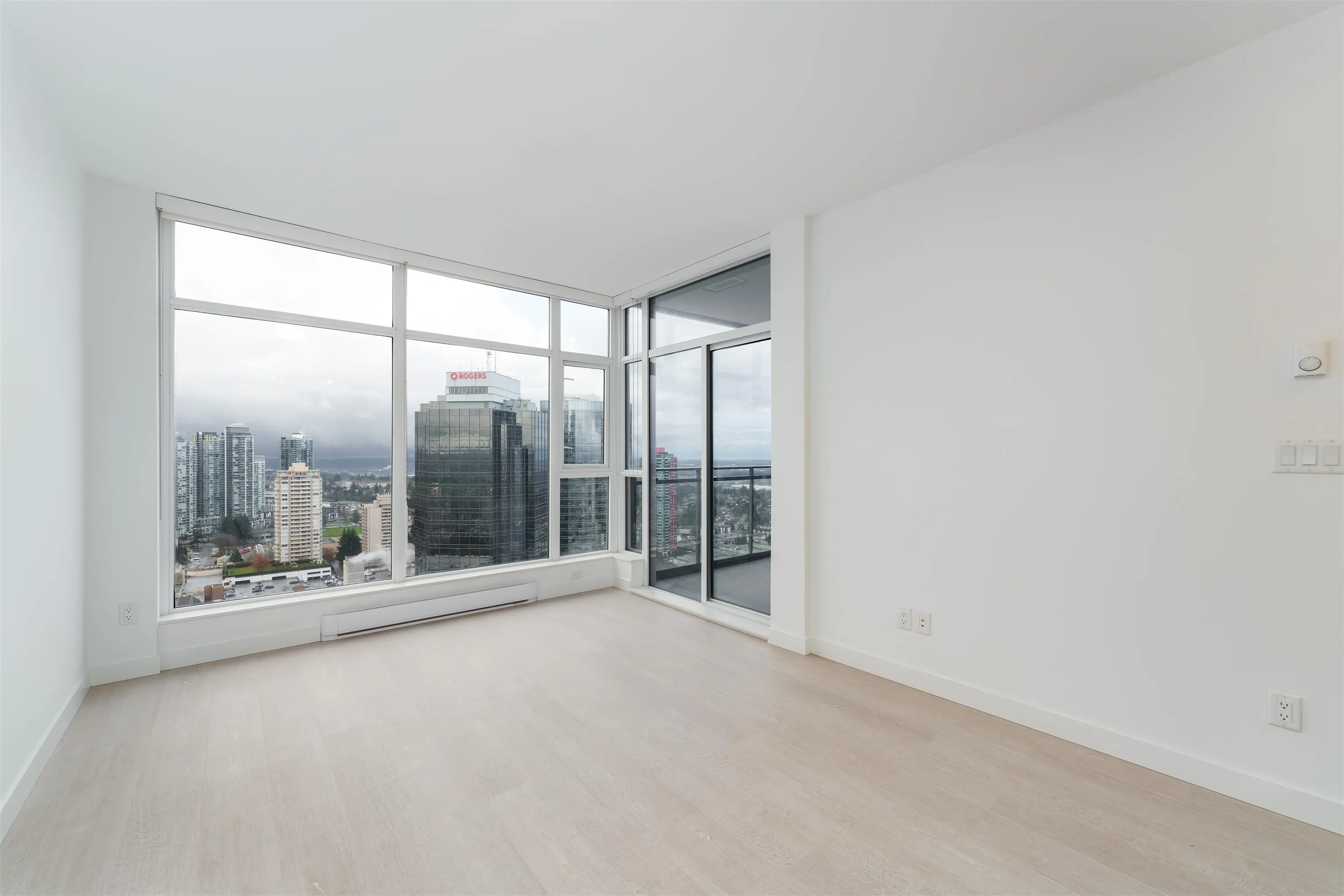 3501 6098 Station Street