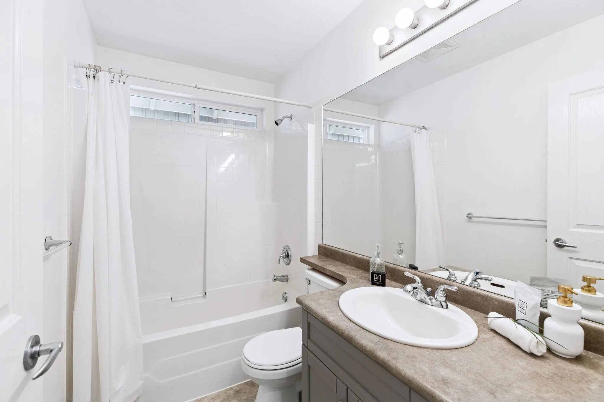 1855 Parkway Boulevard