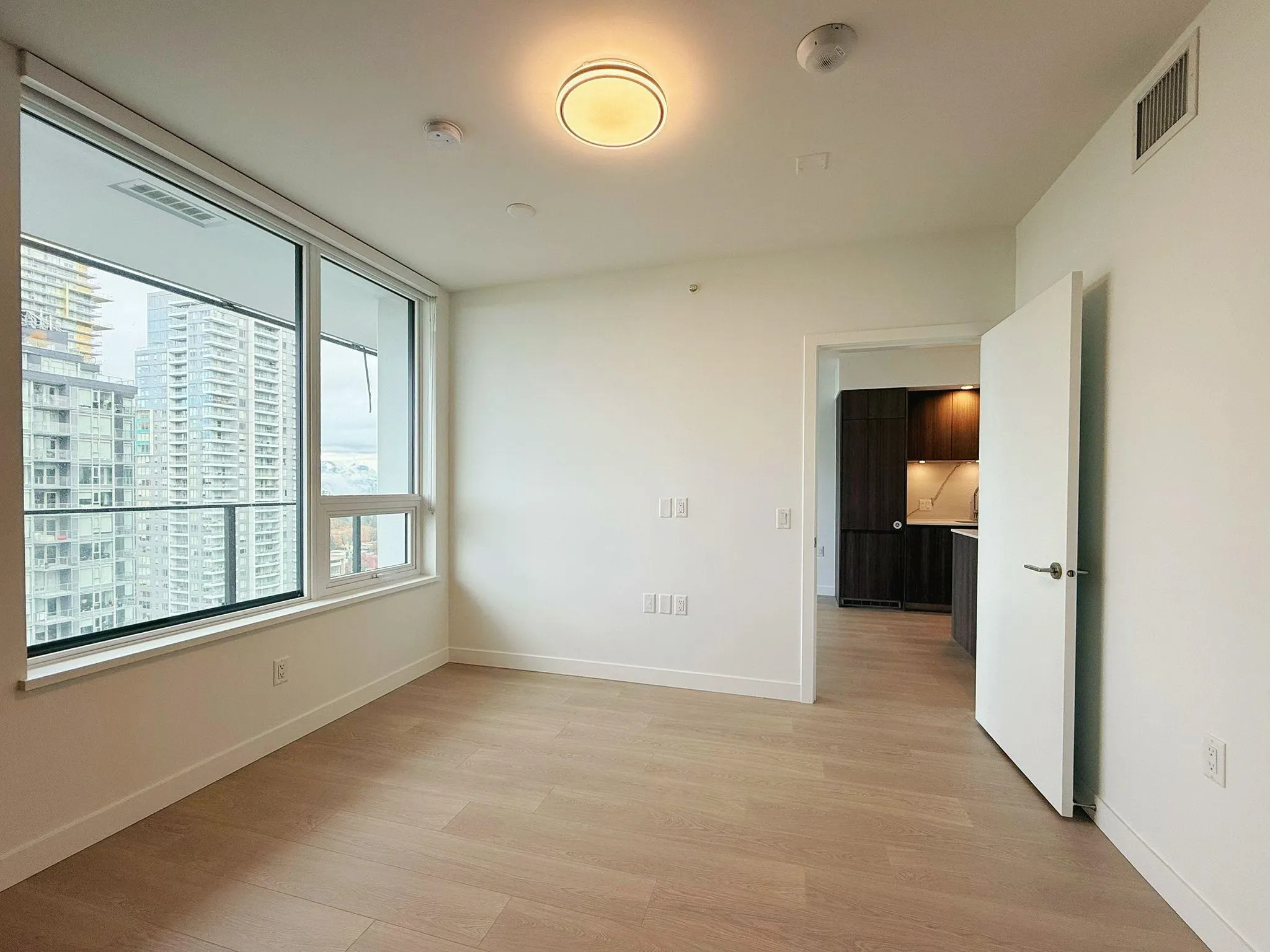 2008 6537 Telford Avenue