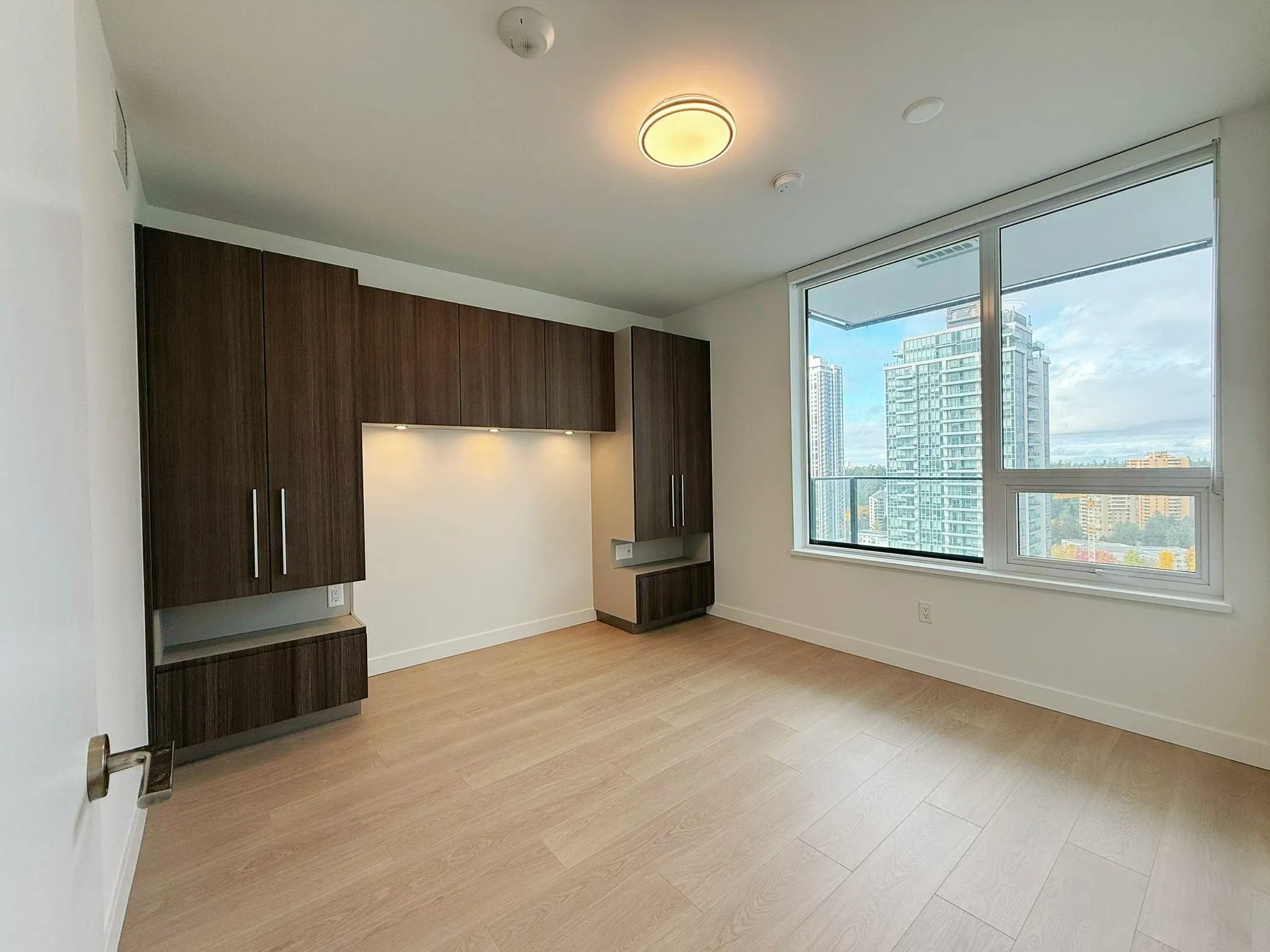 2008 6537 Telford Avenue