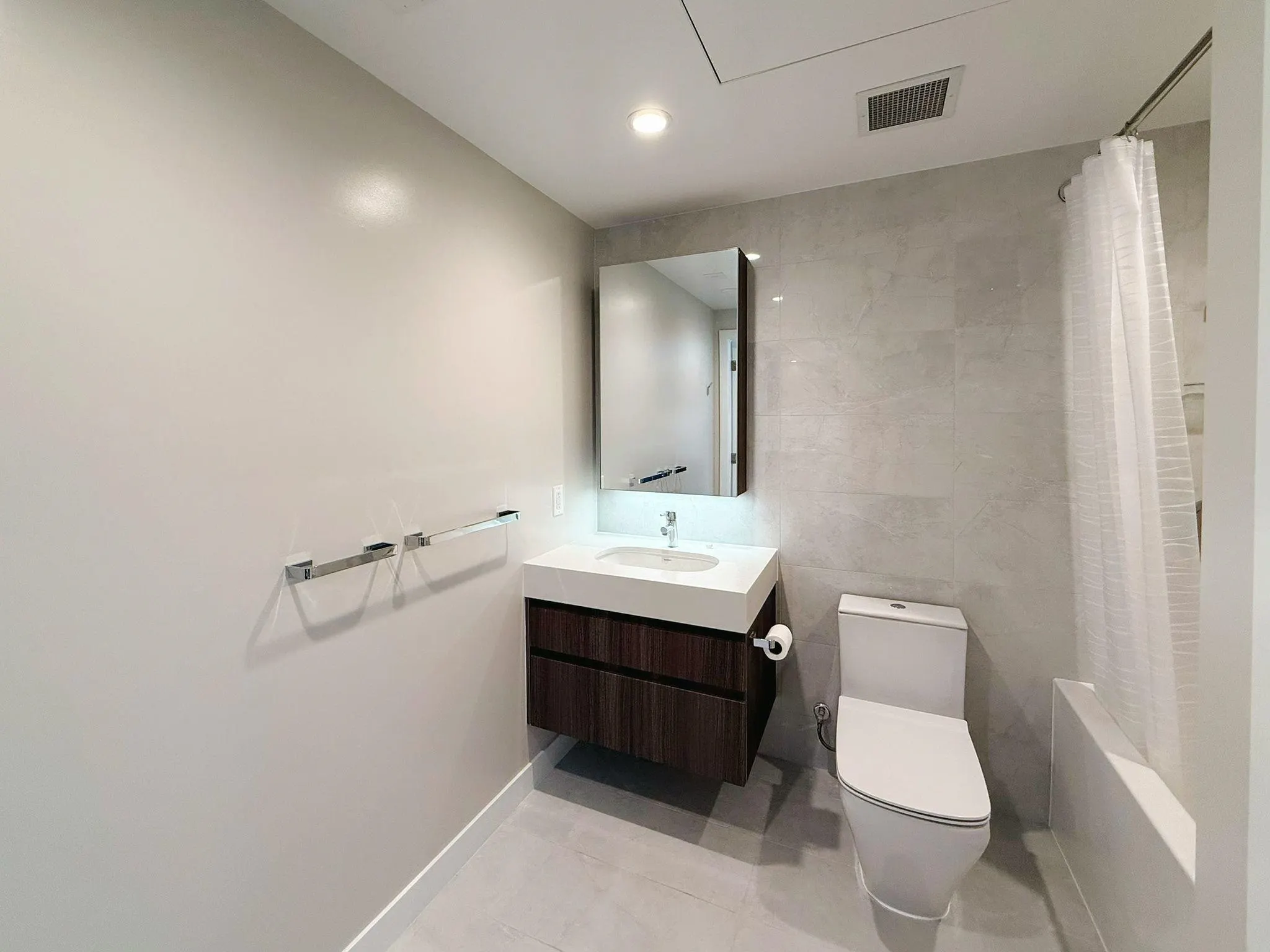 2008 6537 Telford Avenue