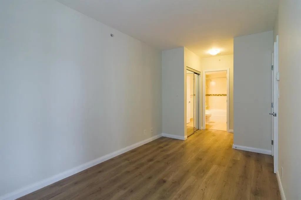 1005 898 Carnarvon Street