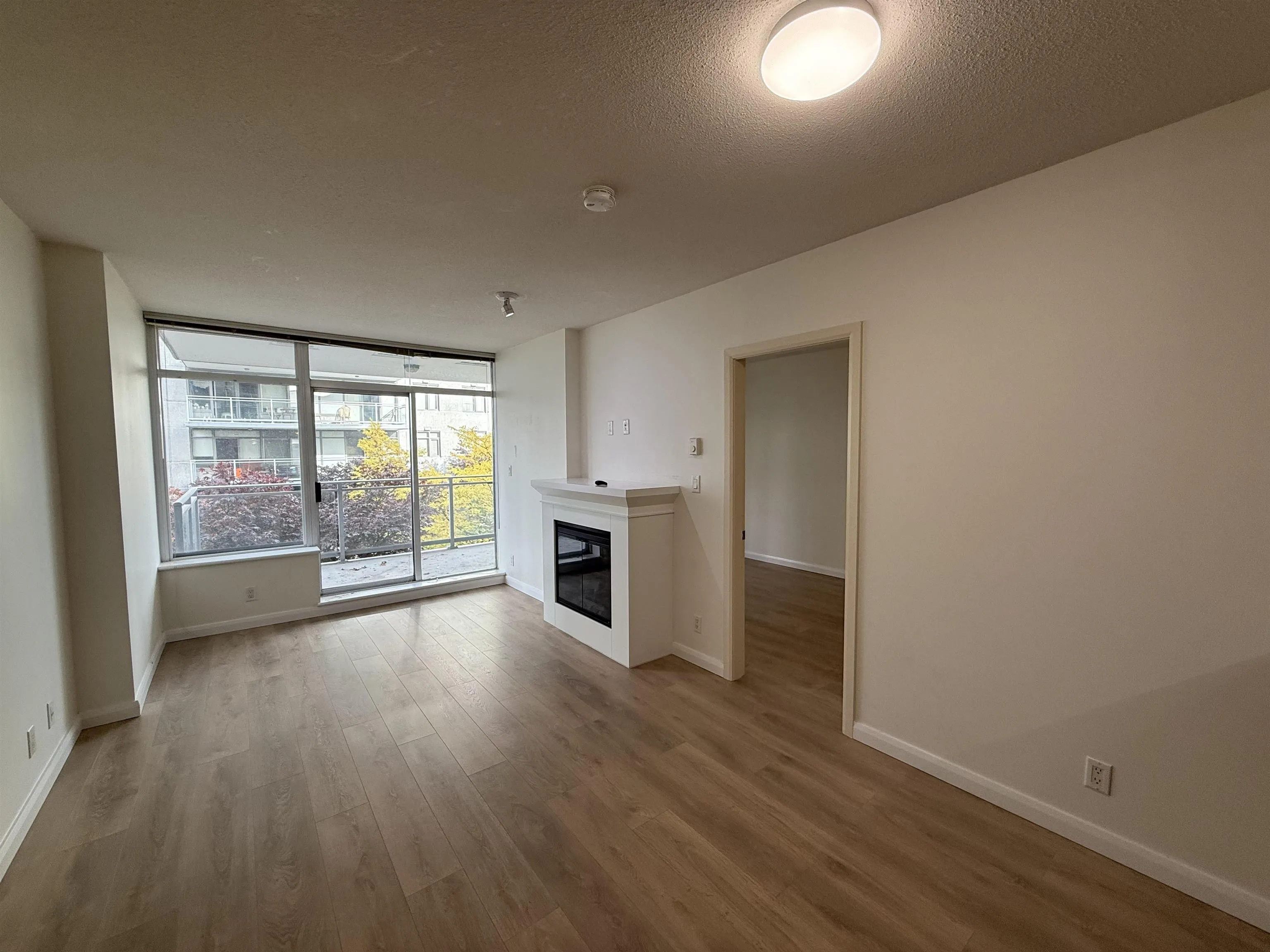 1005 898 Carnarvon Street