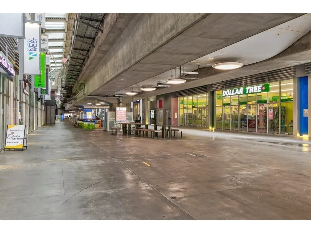 1005 898 Carnarvon Street