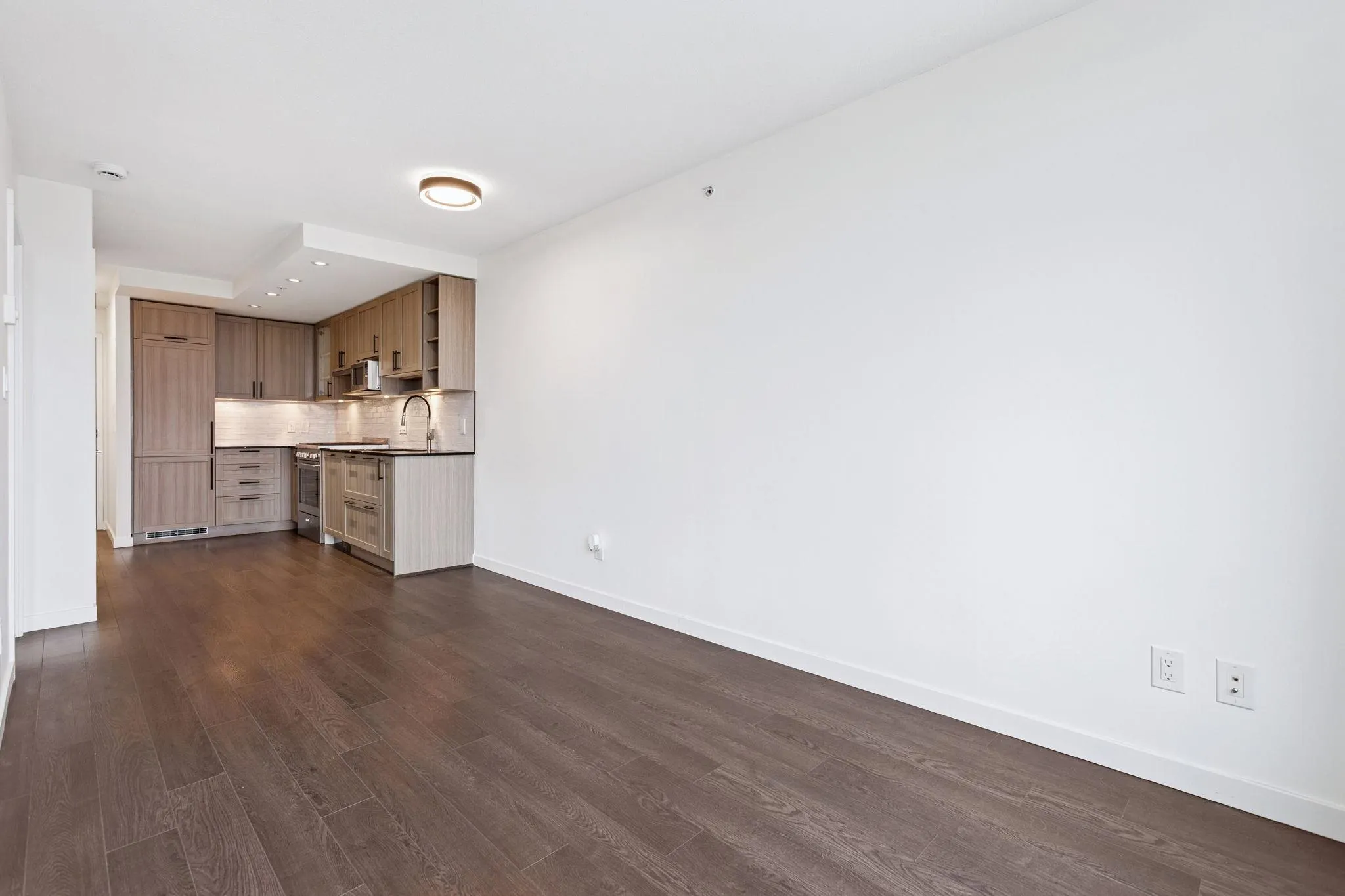 2003 5515 Boundary Road