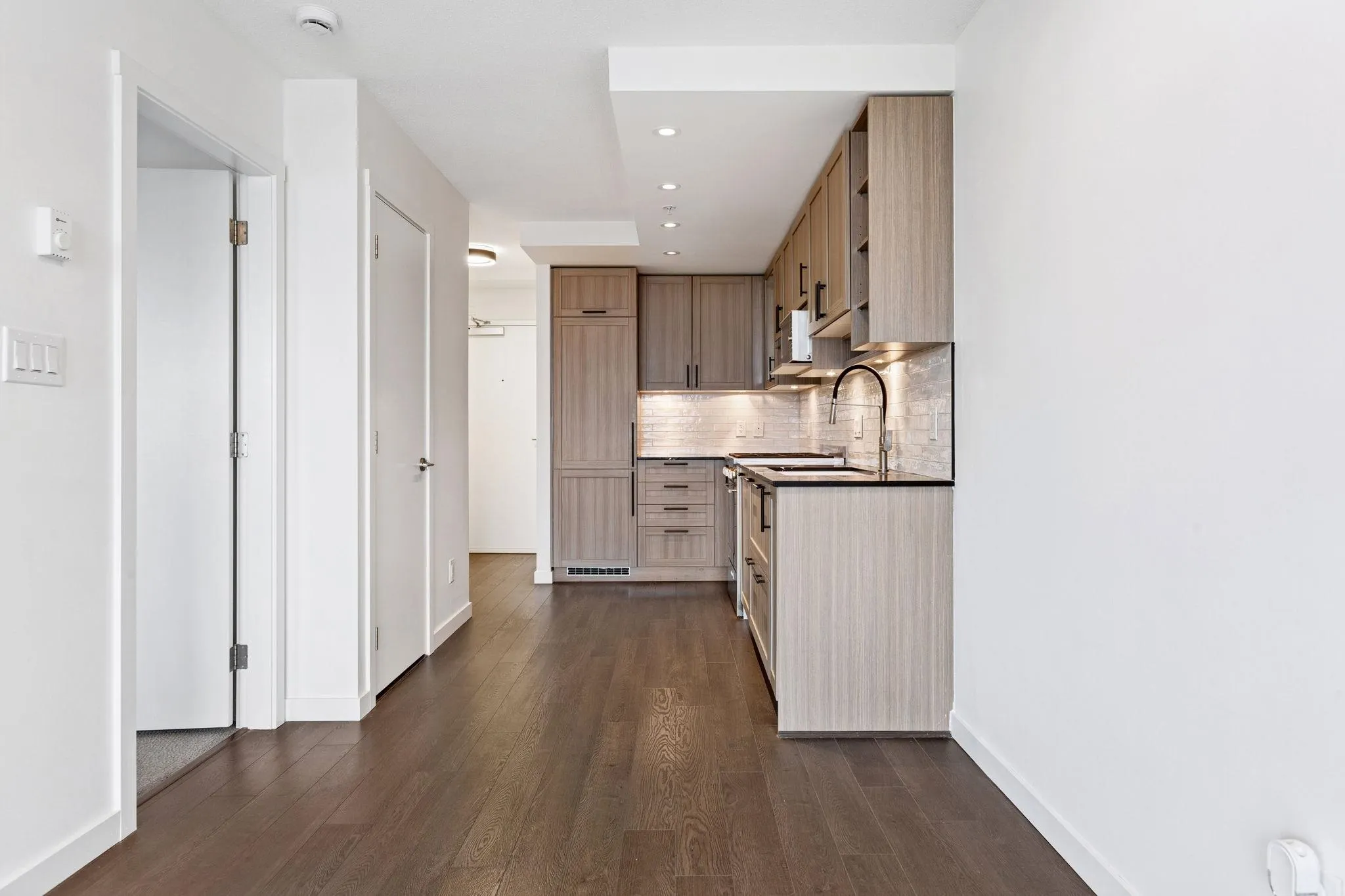 2003 5515 Boundary Road