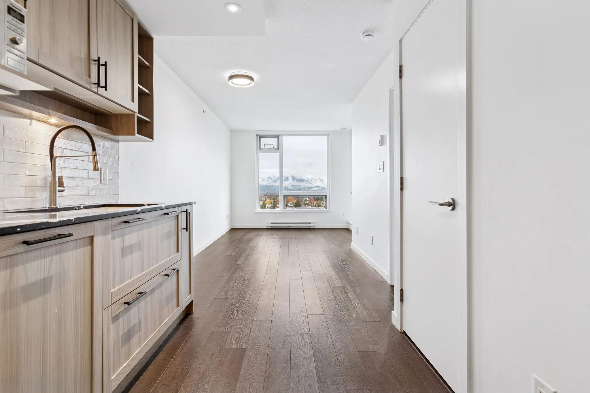 2003 5515 Boundary Road