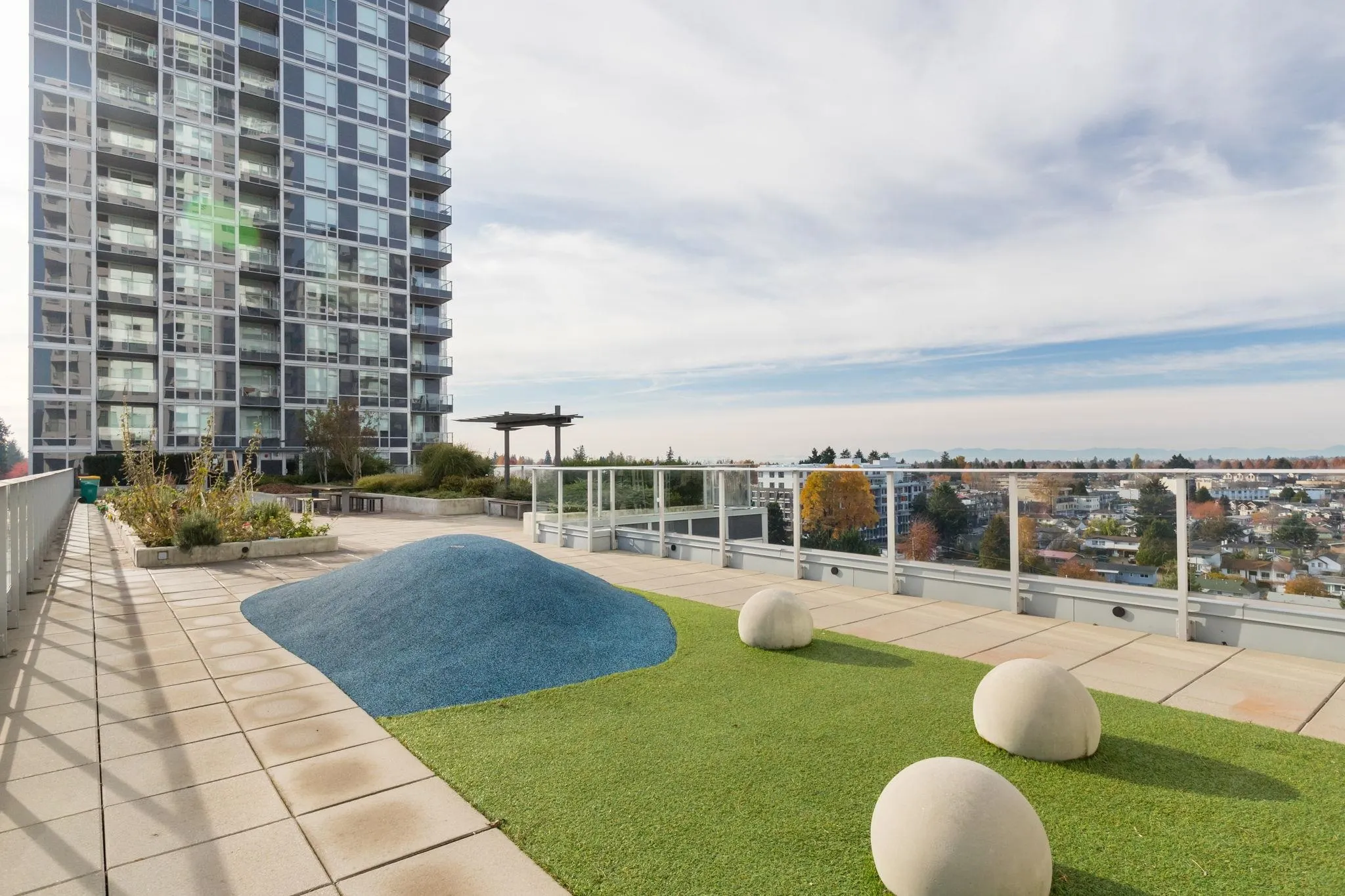 2003 5515 Boundary Road