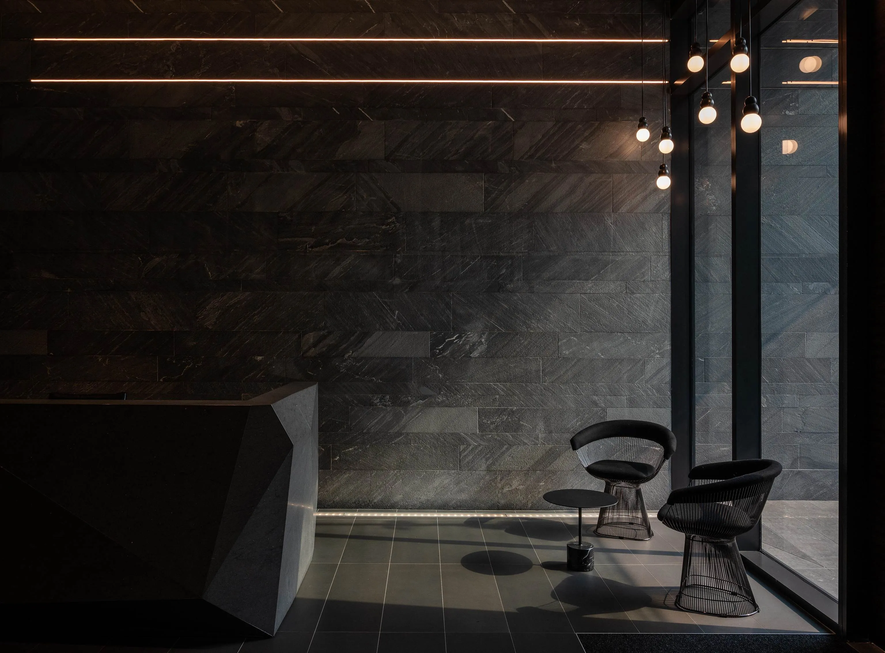 2004 885 Cambie Street