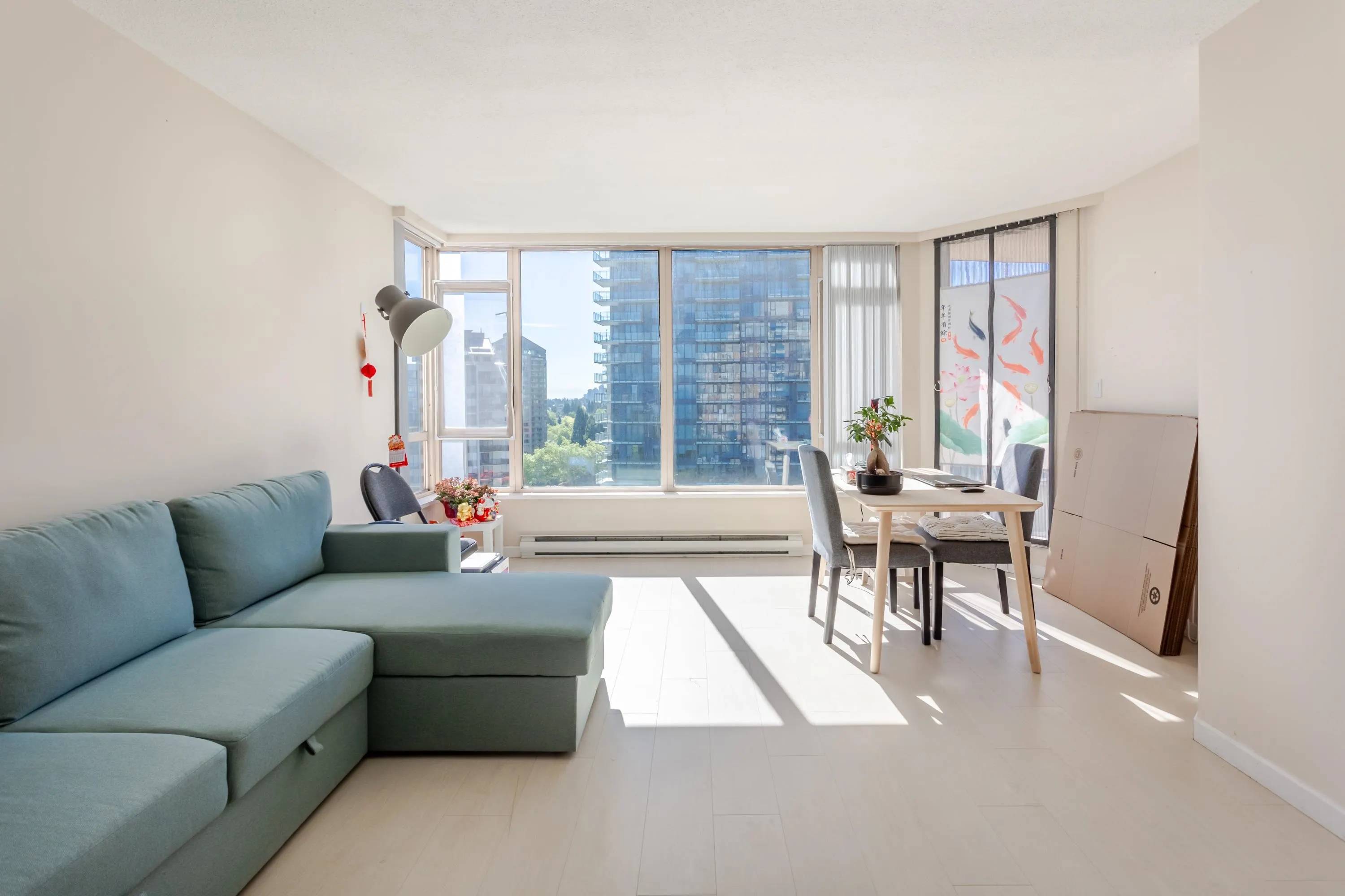 1202 4689 Hazel Street