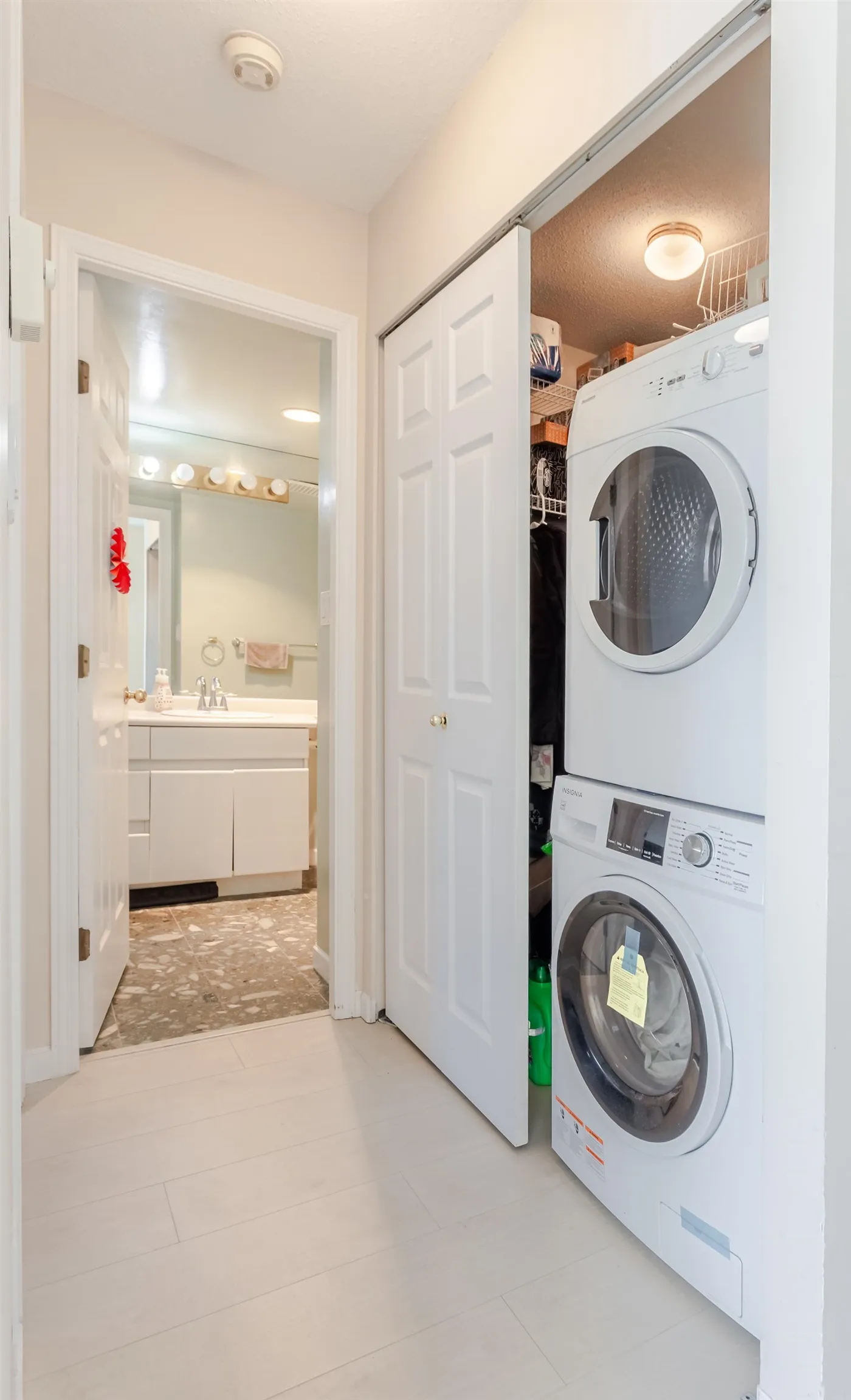 1202 4689 Hazel Street