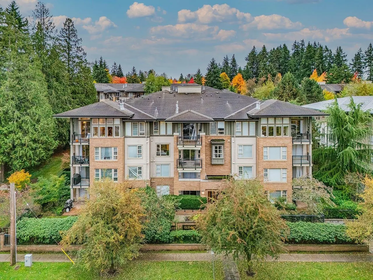 308 5740 Toronto Road