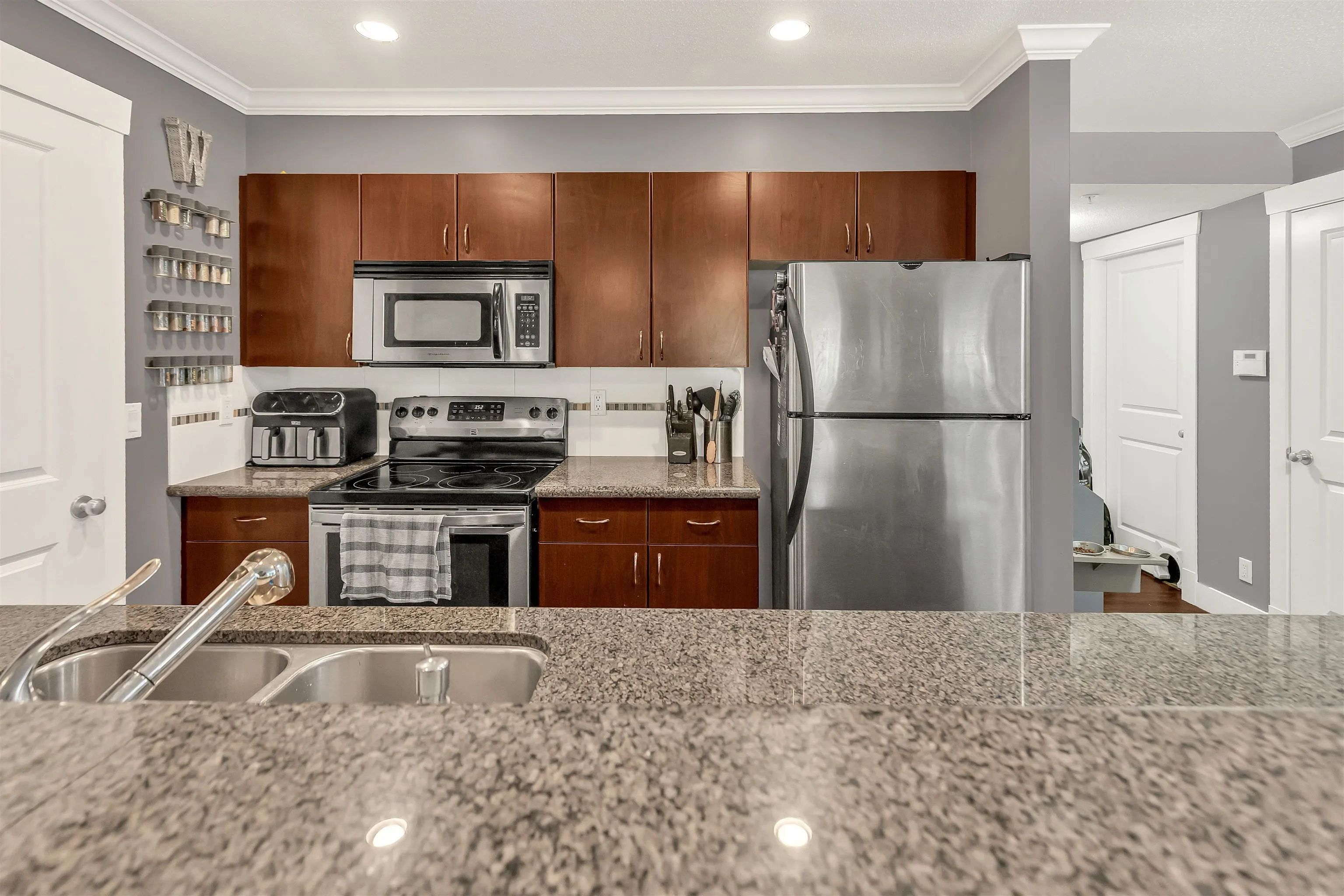 108 33255 Old Yale Road