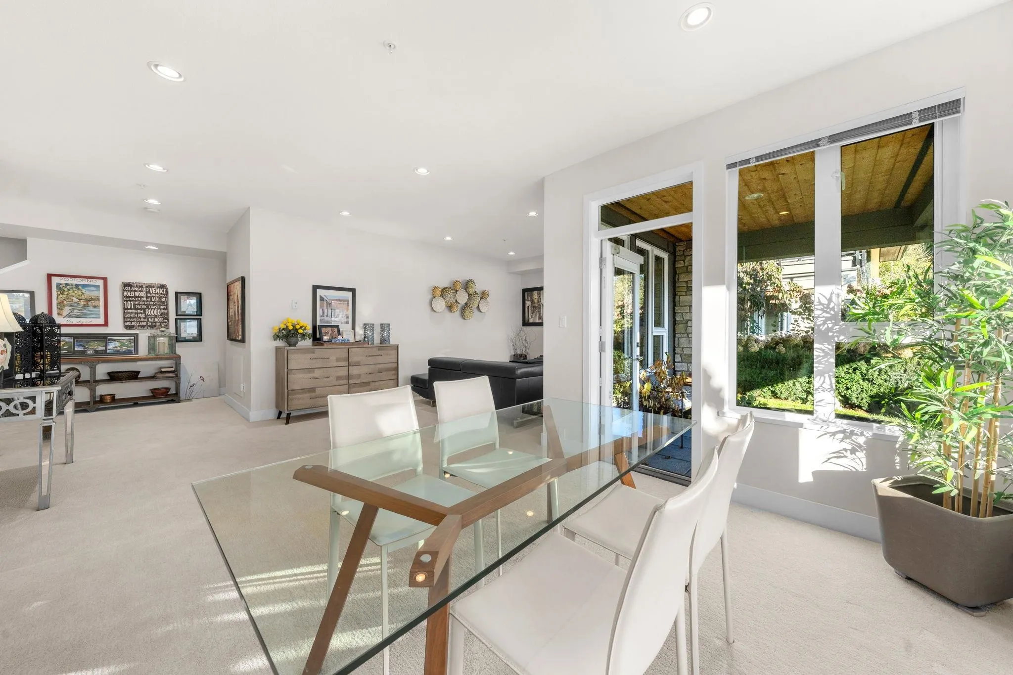 3887 Cates Landing Way