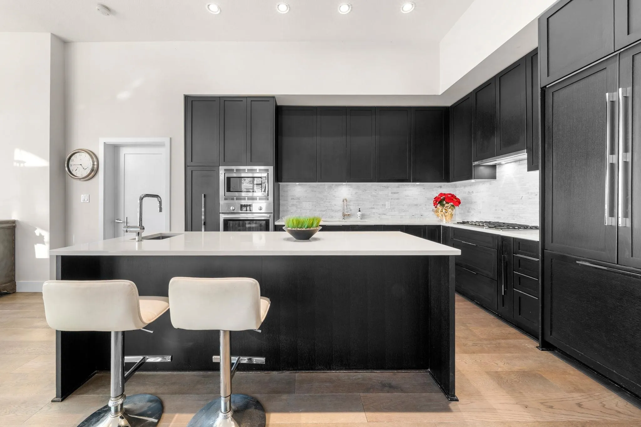 3887 Cates Landing Way