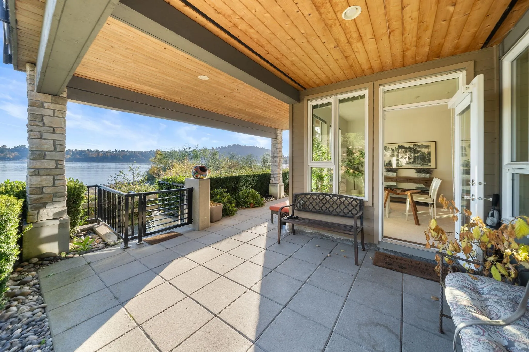 3887 Cates Landing Way