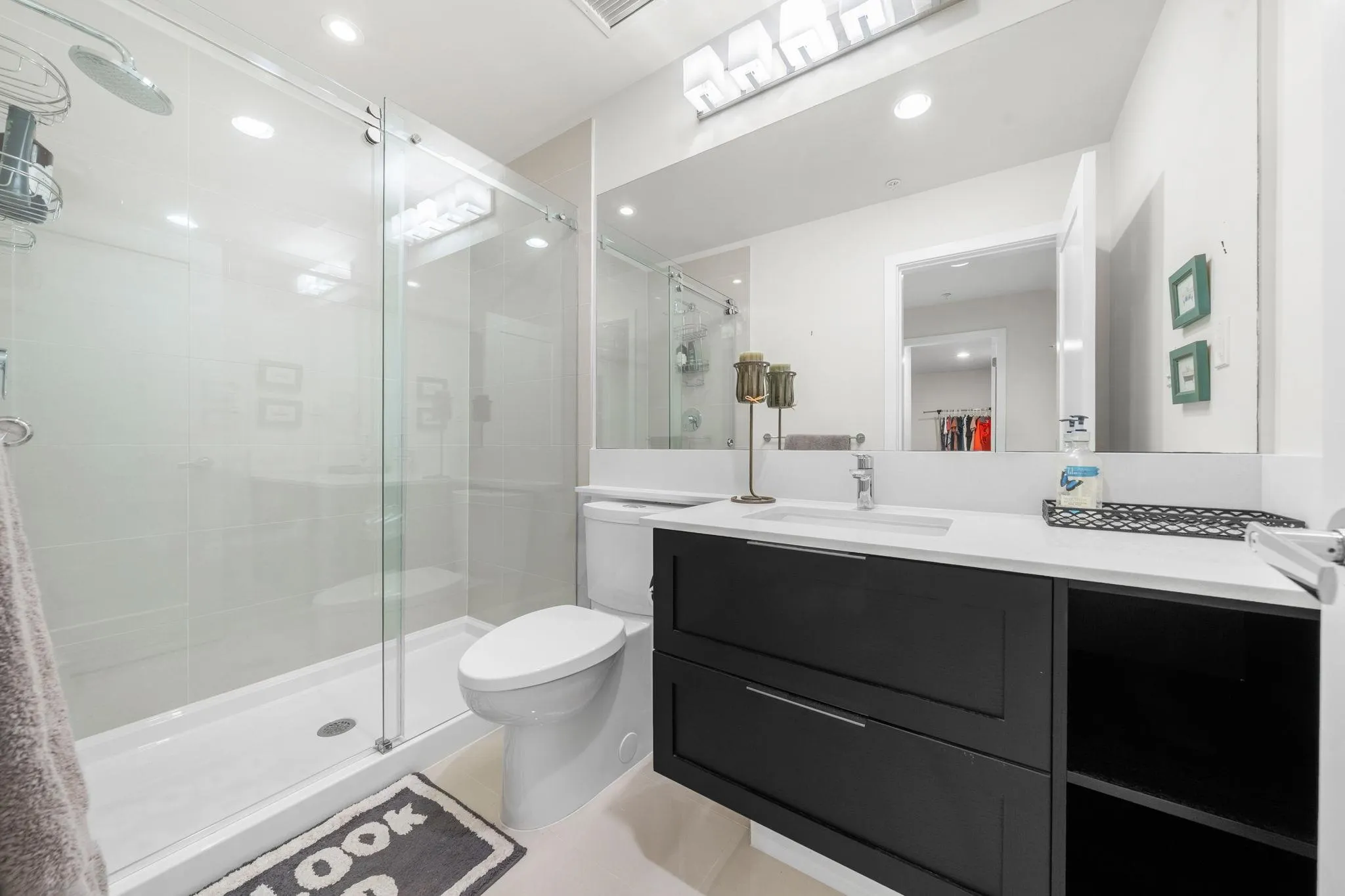 3887 Cates Landing Way