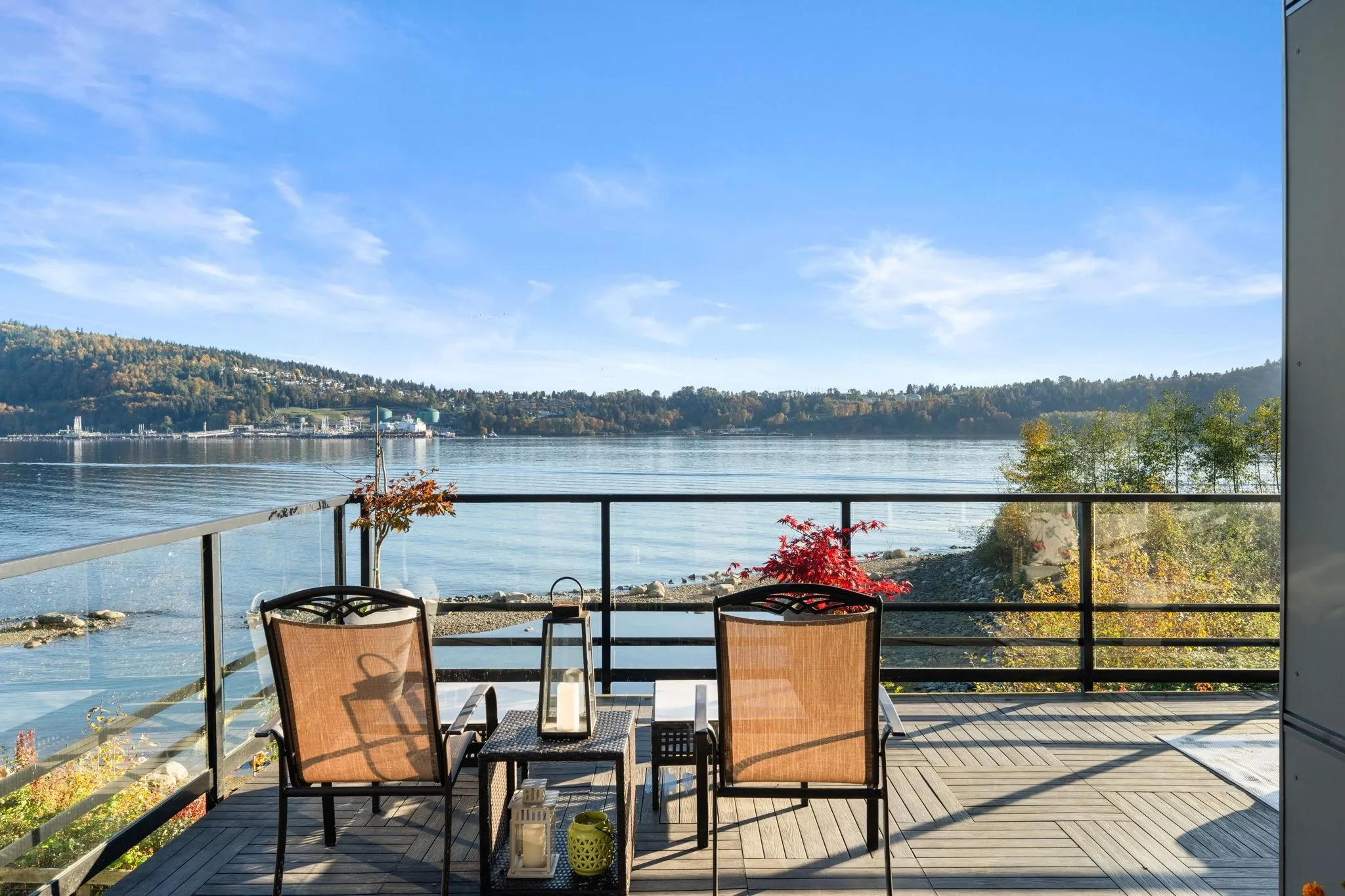 3887 Cates Landing Way