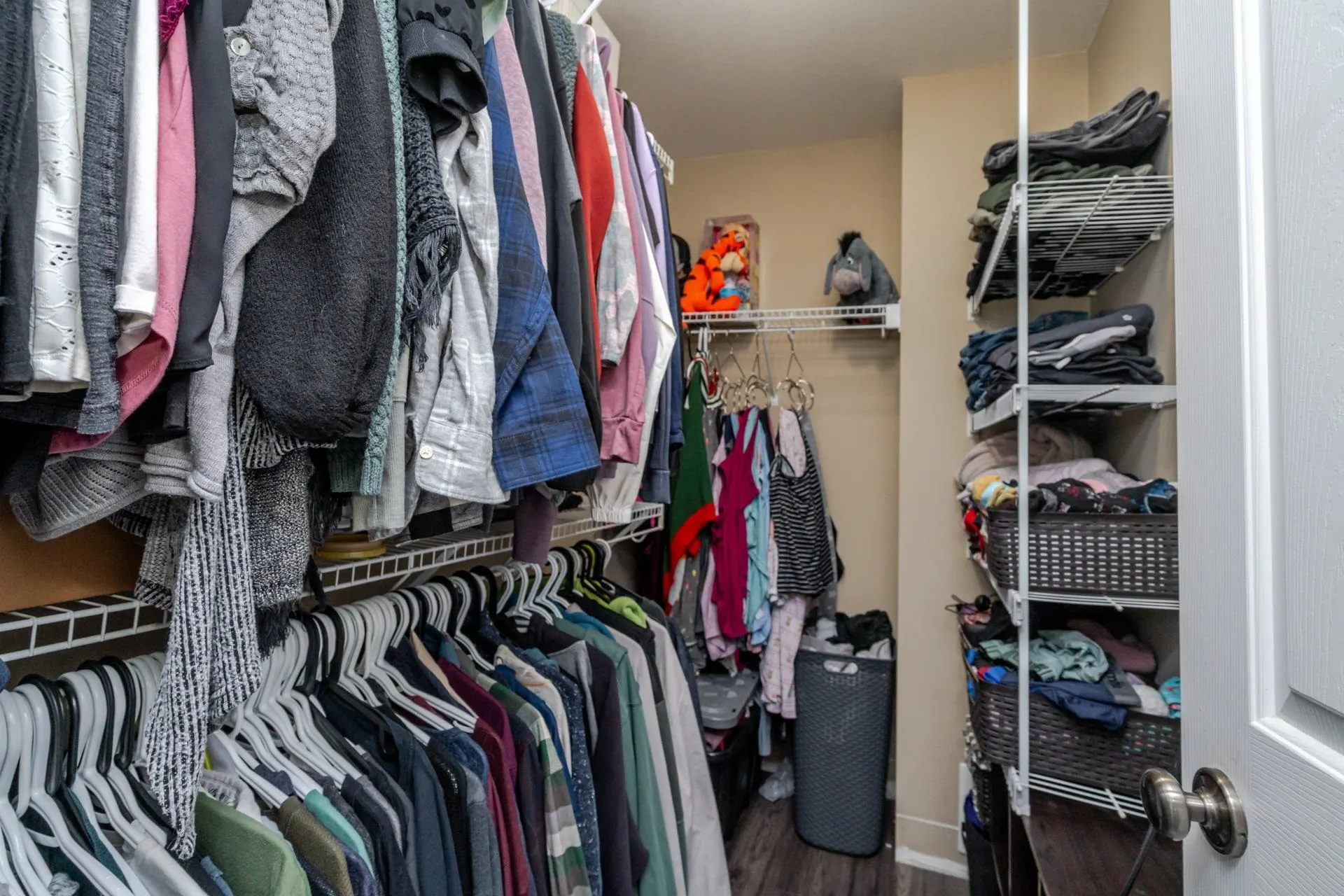 60 6449 Blackwood Lane