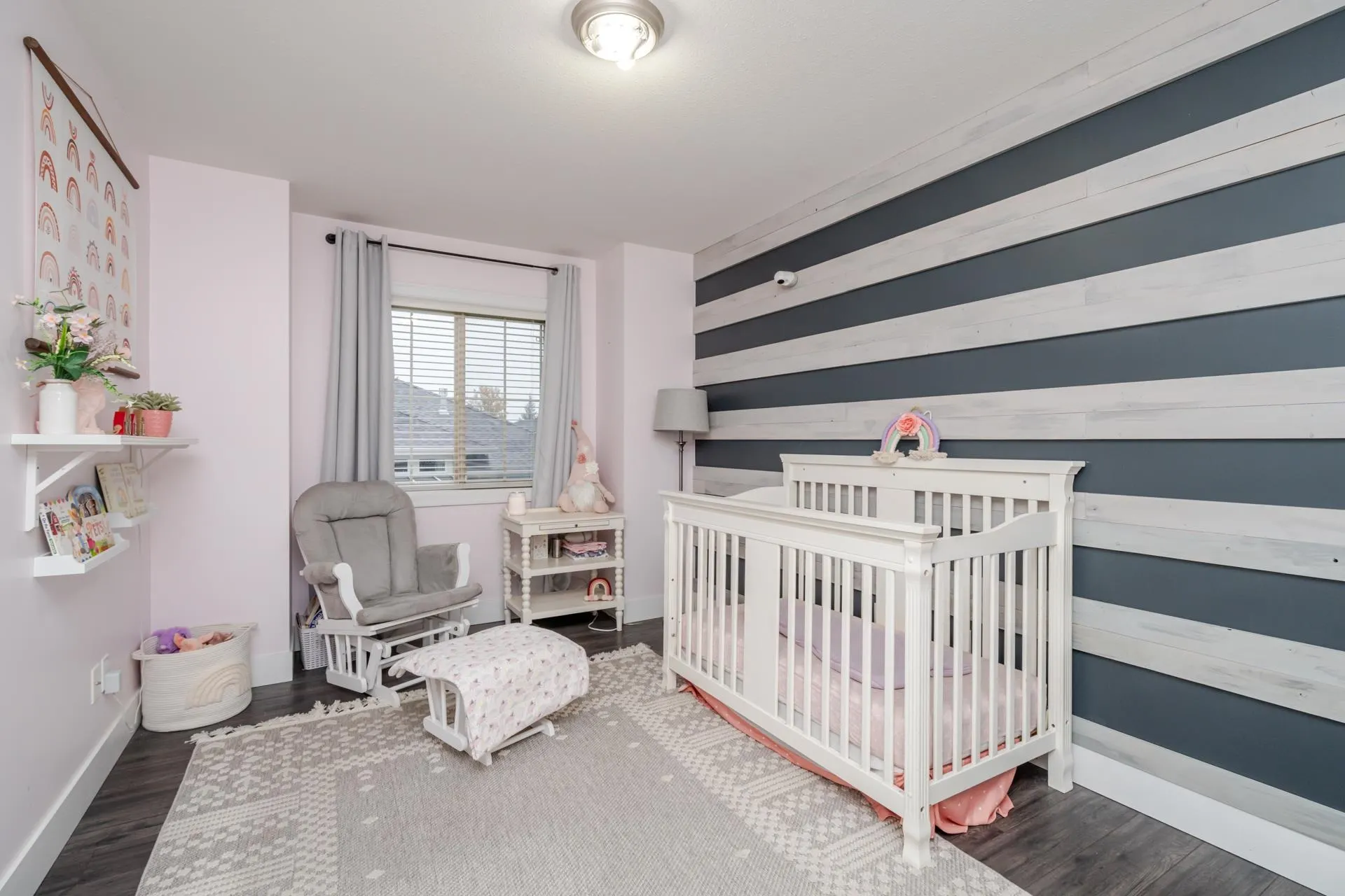 60 6449 Blackwood Lane