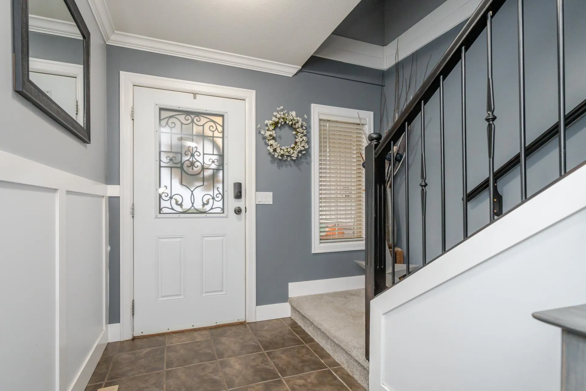 60 6449 Blackwood Lane