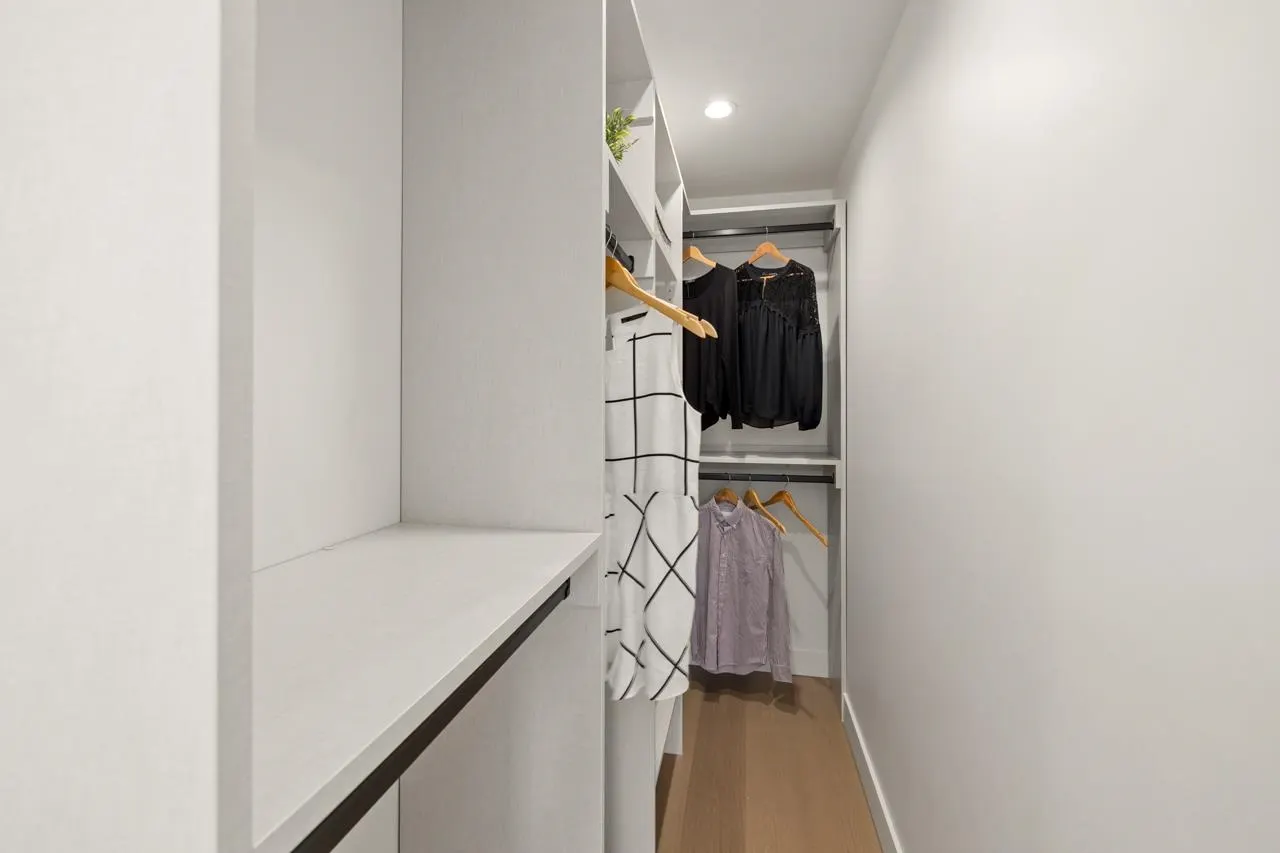 1 2247 Parker Street