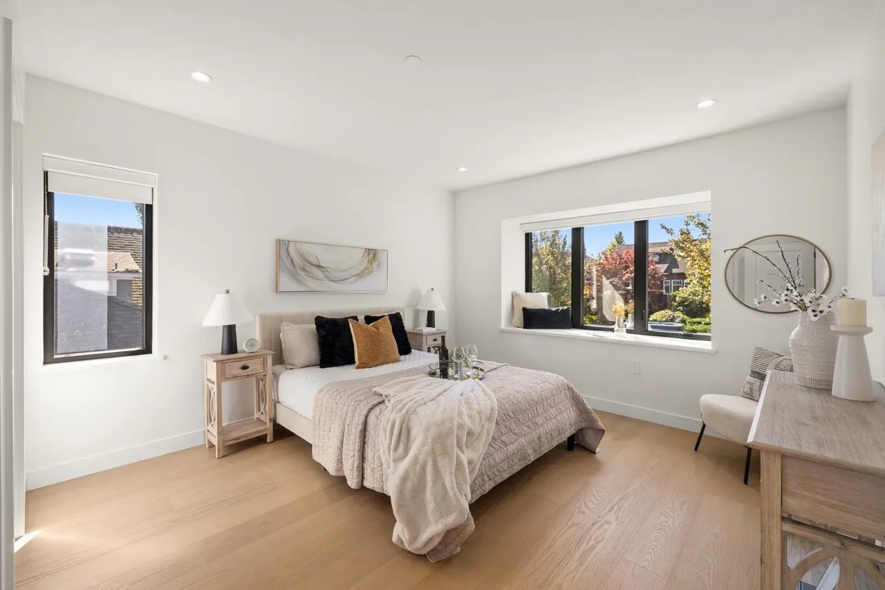 1 2247 Parker Street