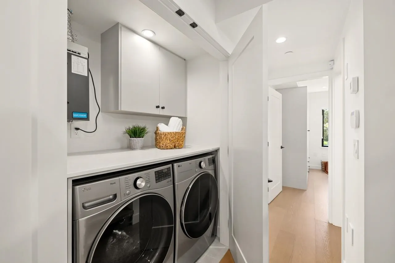 1 2247 Parker Street