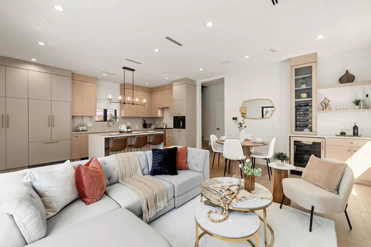 1 2247 Parker Street