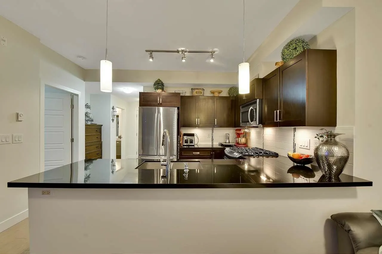 301 20058 Fraser Highway