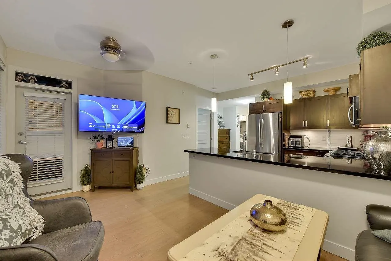 301 20058 Fraser Highway