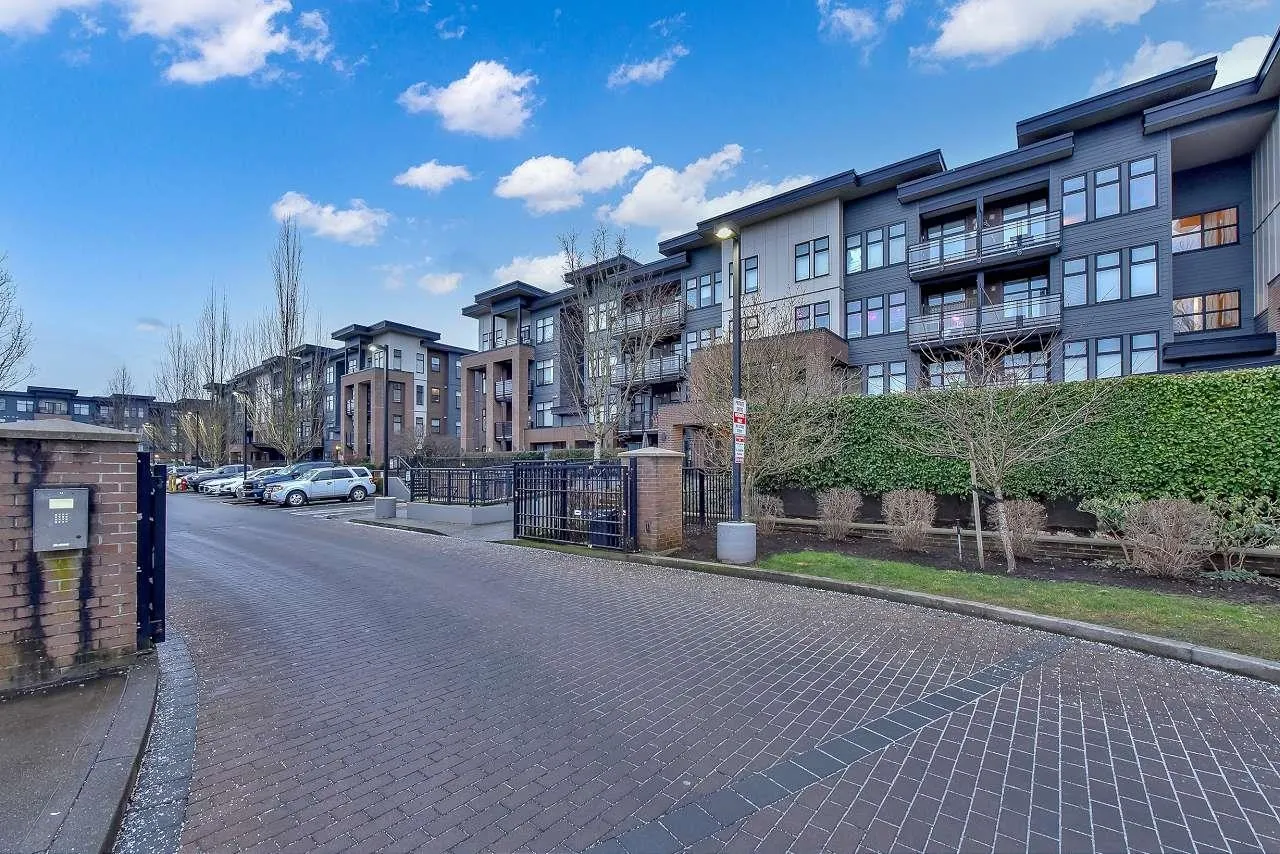 301 20058 Fraser Highway