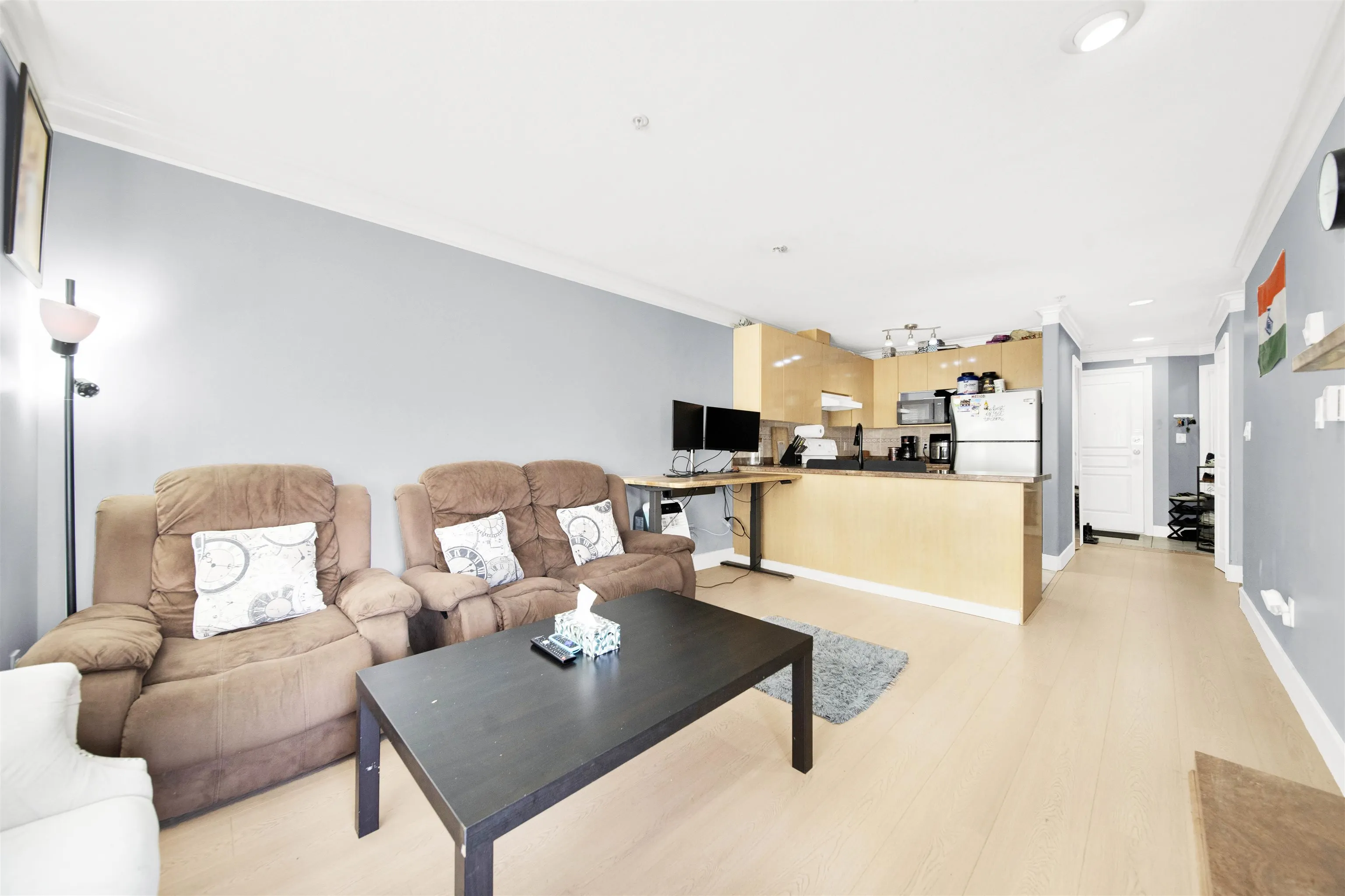 210 8115 121a Street