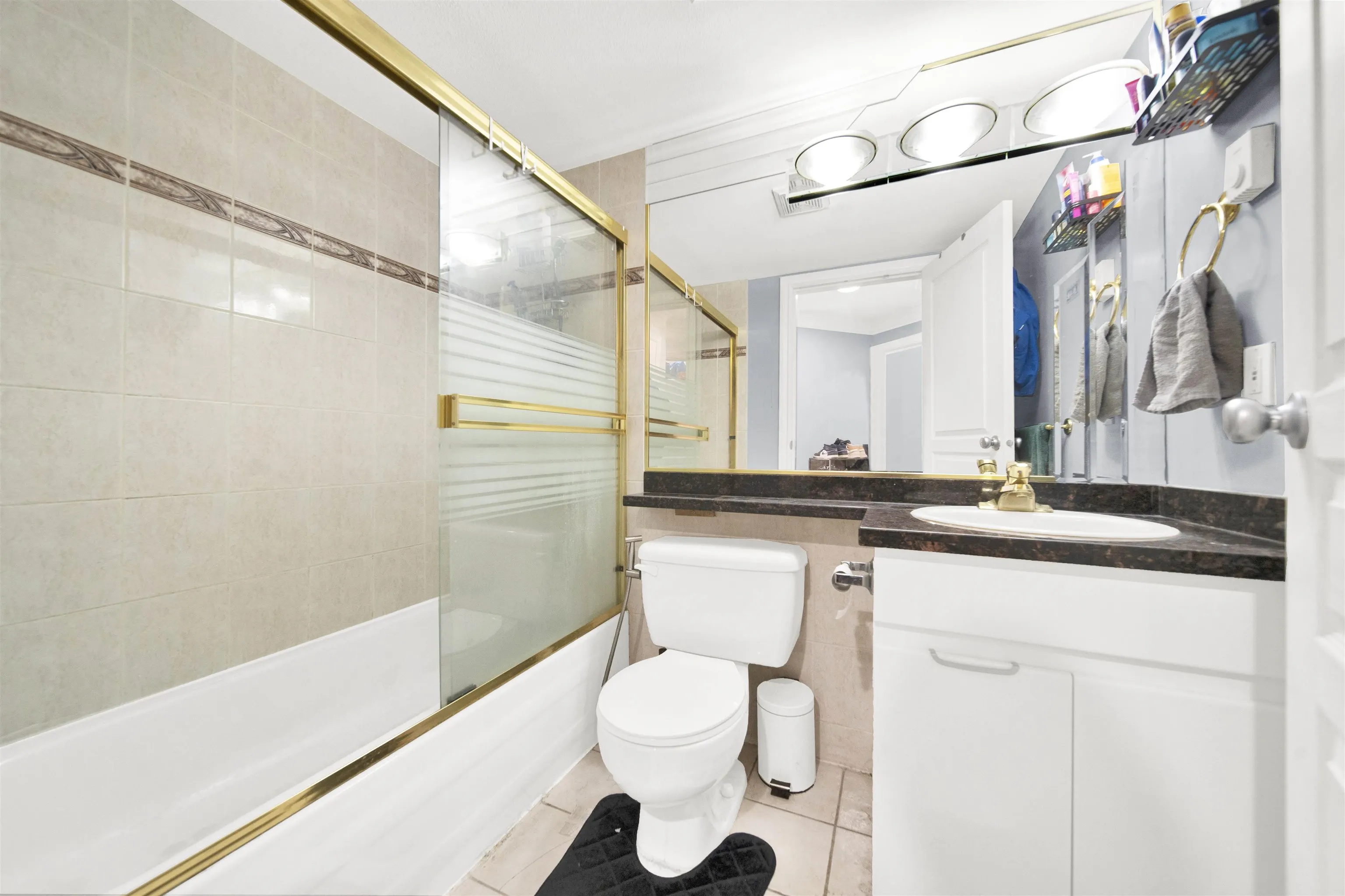 210 8115 121a Street