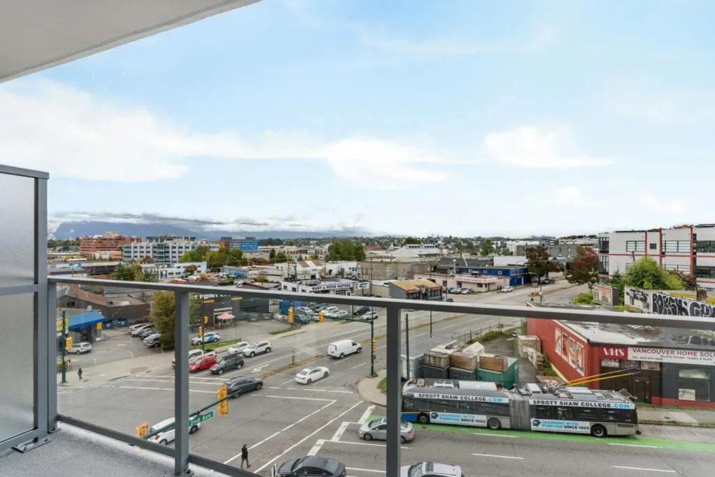 610 180 E 2nd Avenue