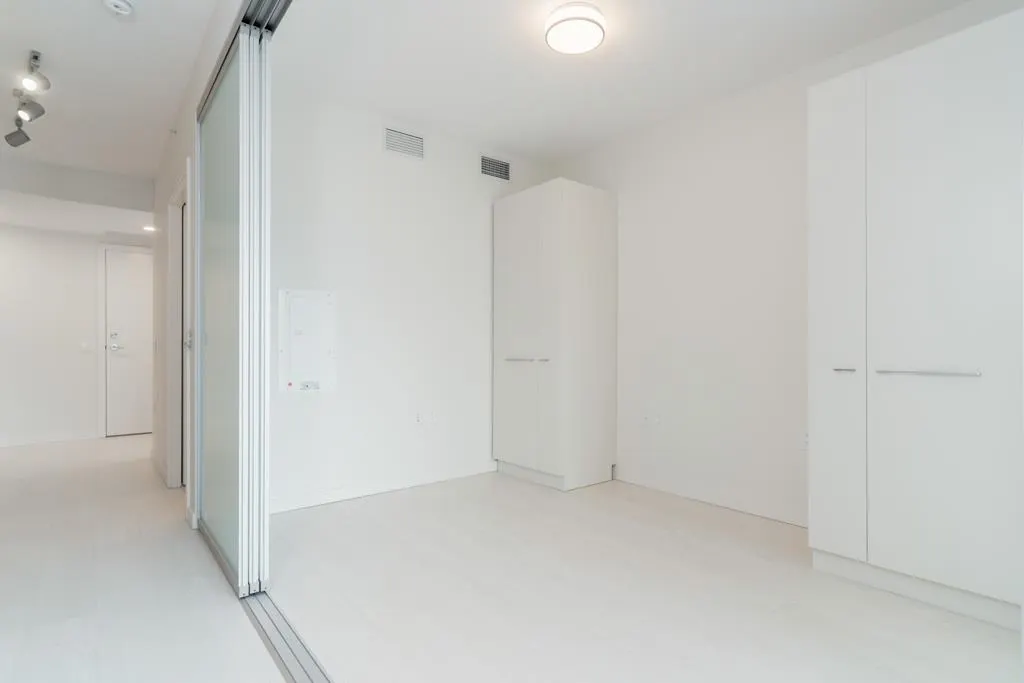 610 180 E 2nd Avenue