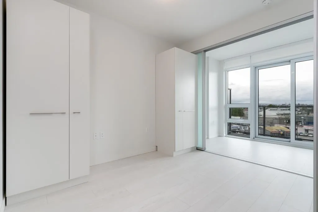 610 180 E 2nd Avenue