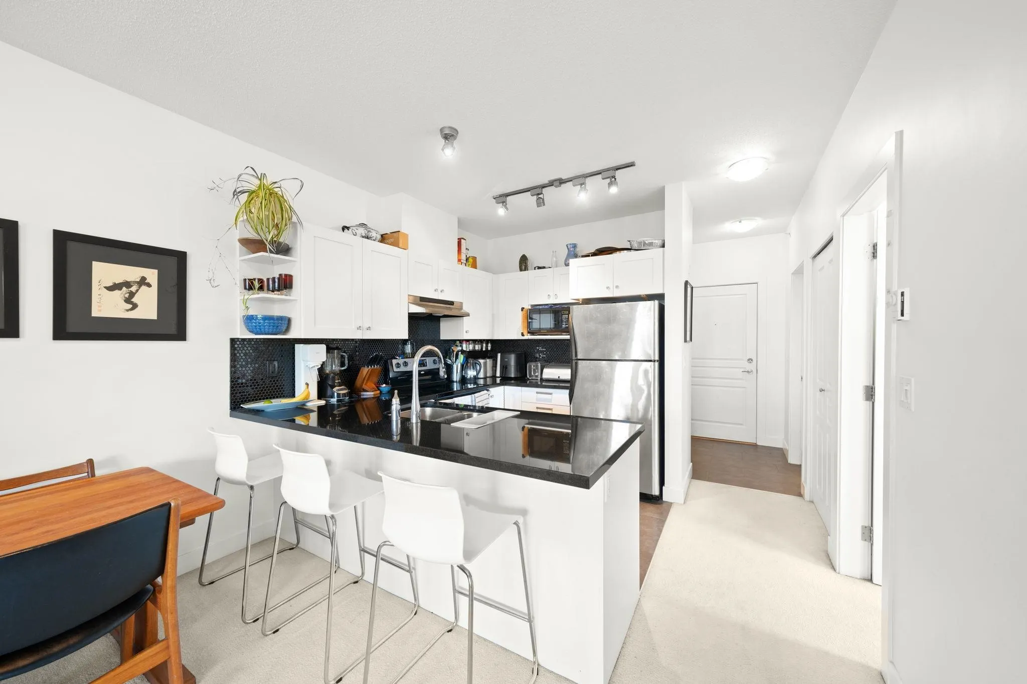 424 4550 Fraser Street