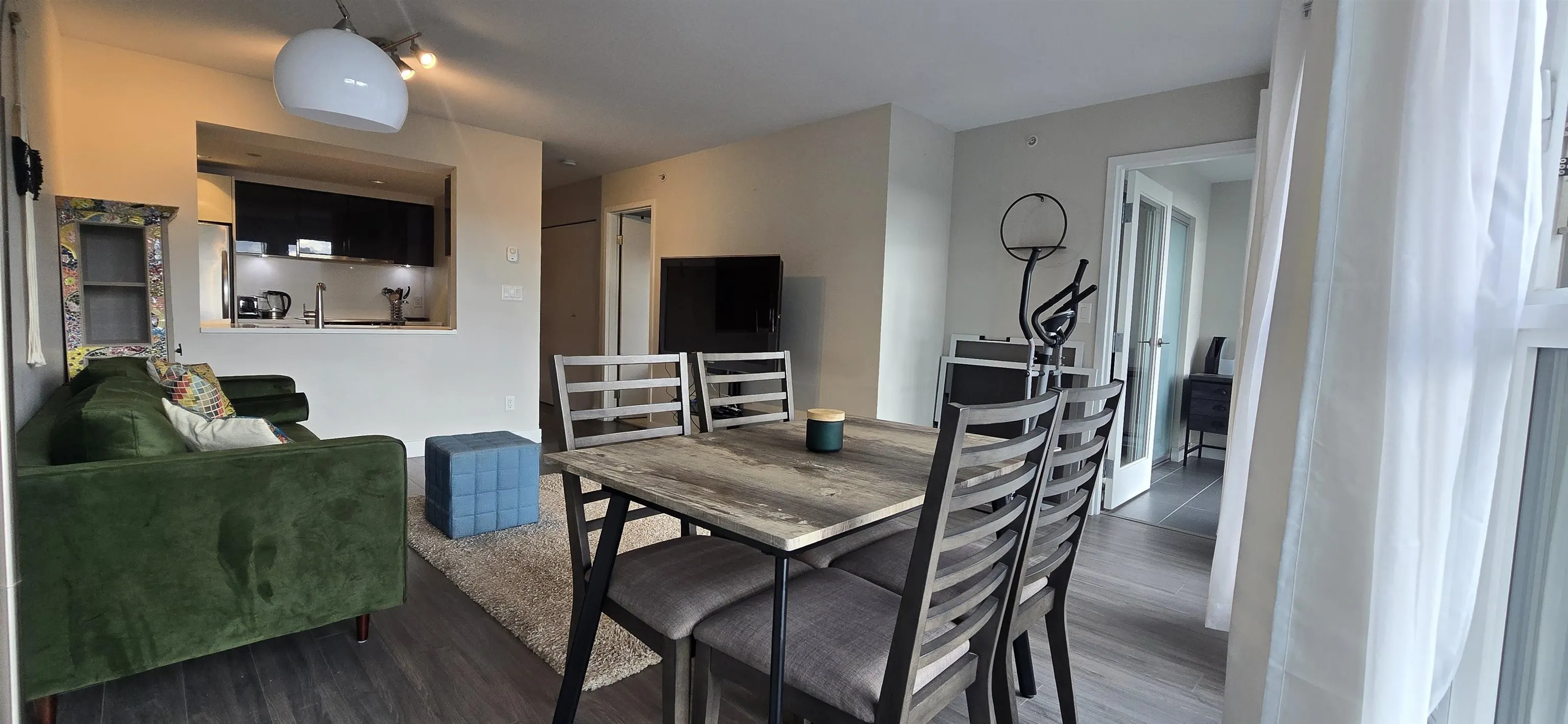 805 1323 Homer Street