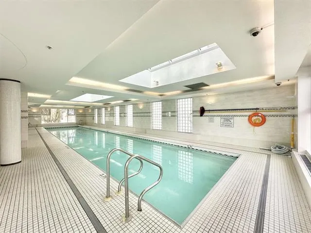 805 1323 Homer Street