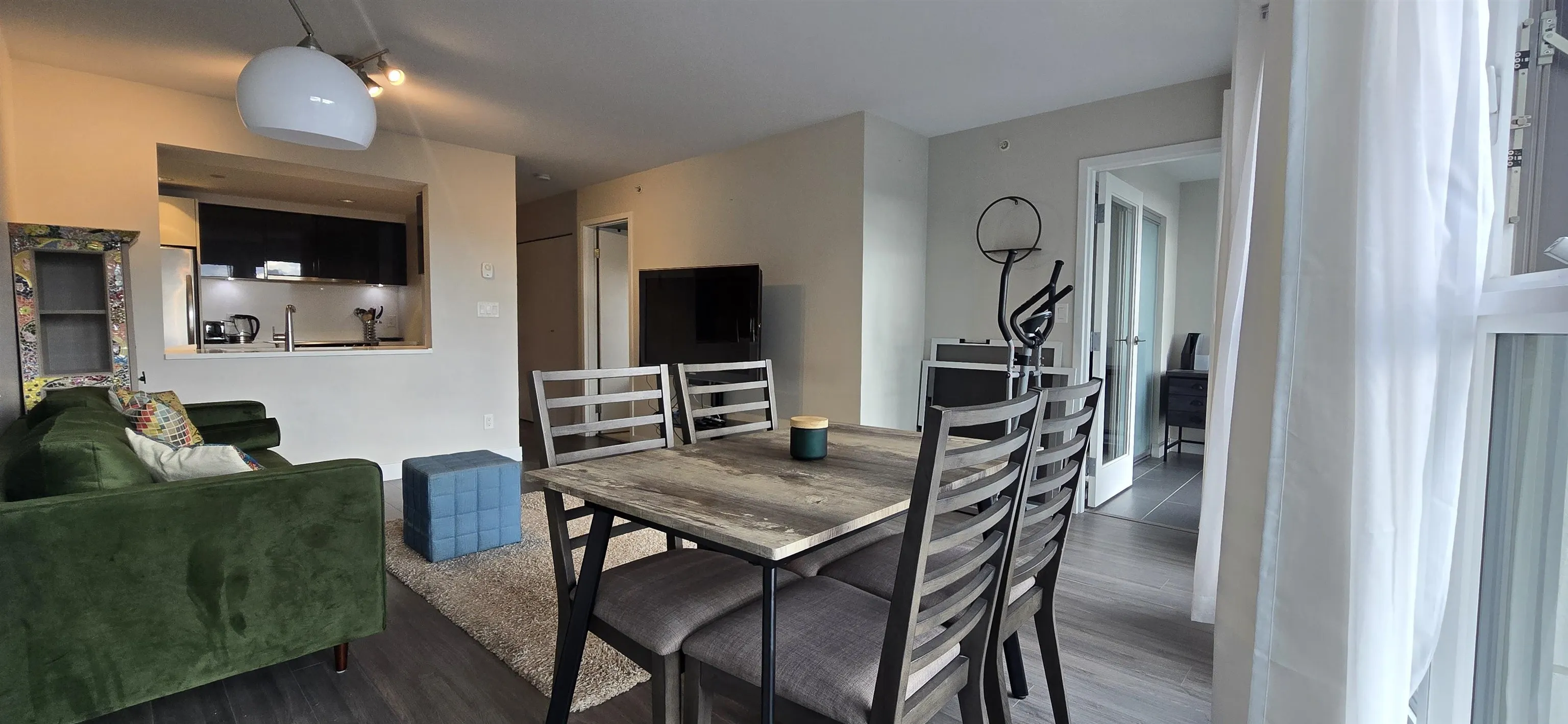 805 1323 Homer Street