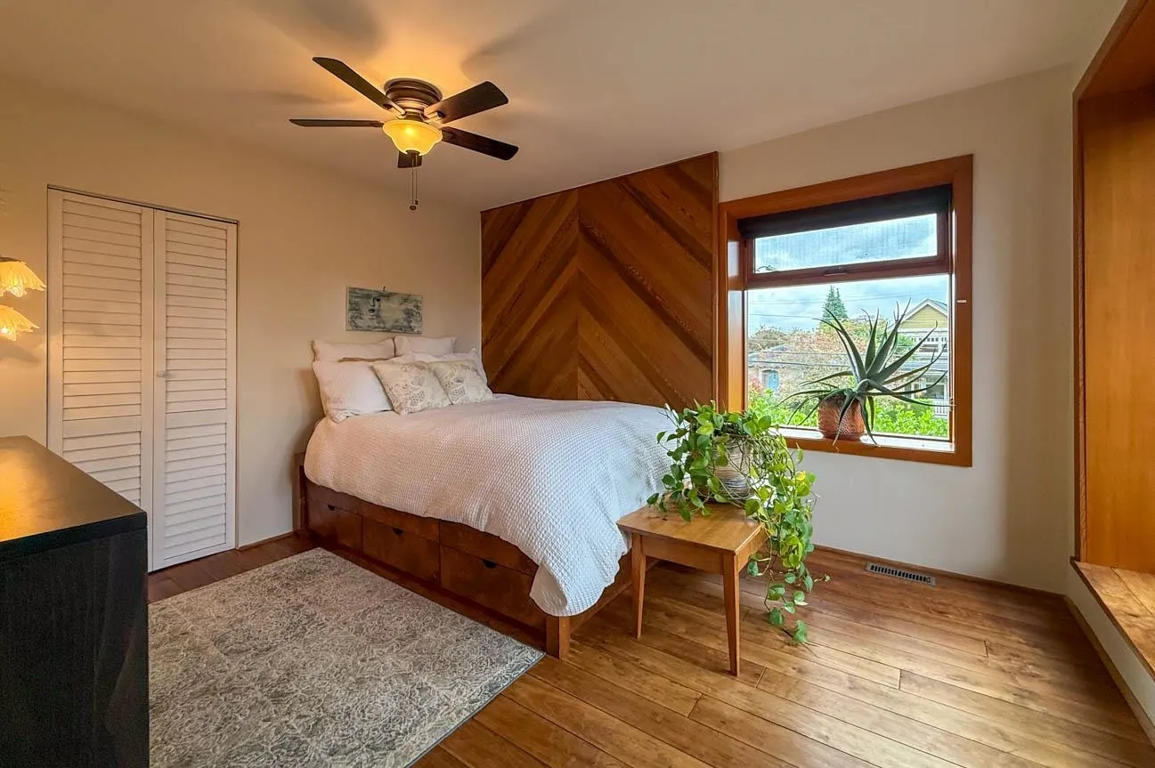 3850 Point Grey Road