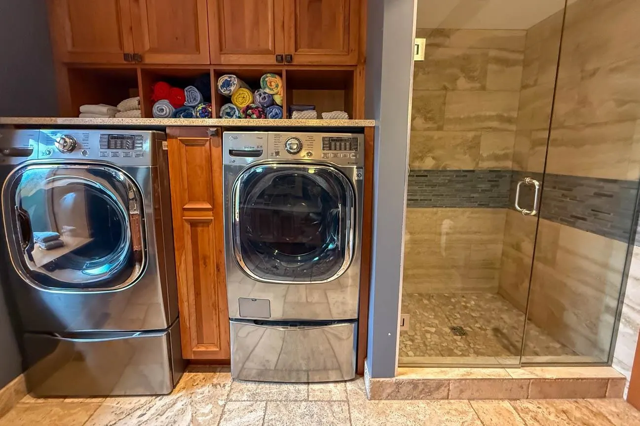 3850 Point Grey Road