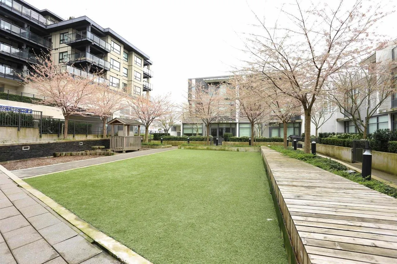 2104 4465 Juneau Street