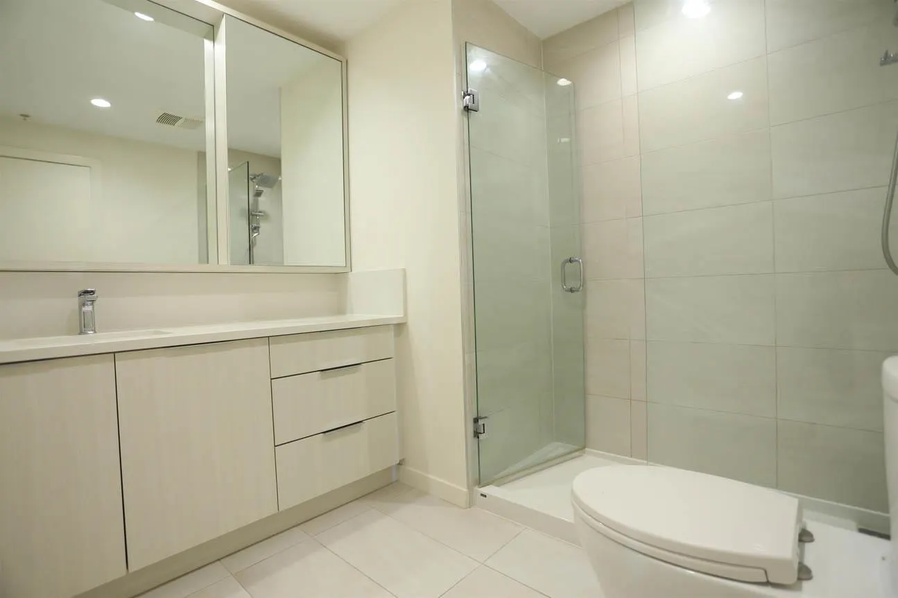 2104 4465 Juneau Street